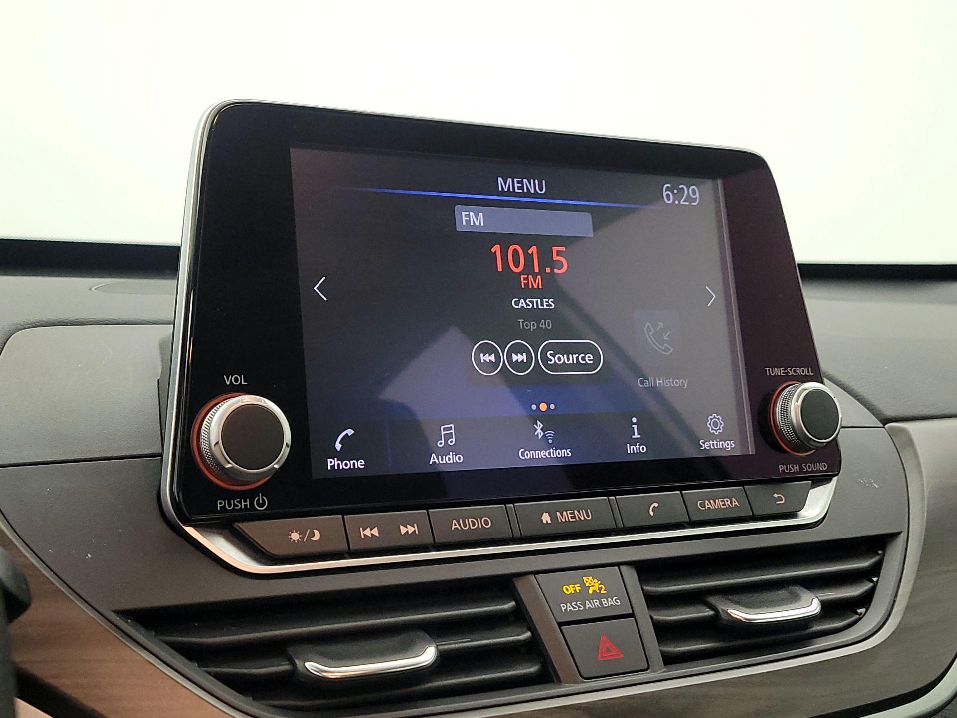 Thumbnail: 2023 Nissan Altima - 15