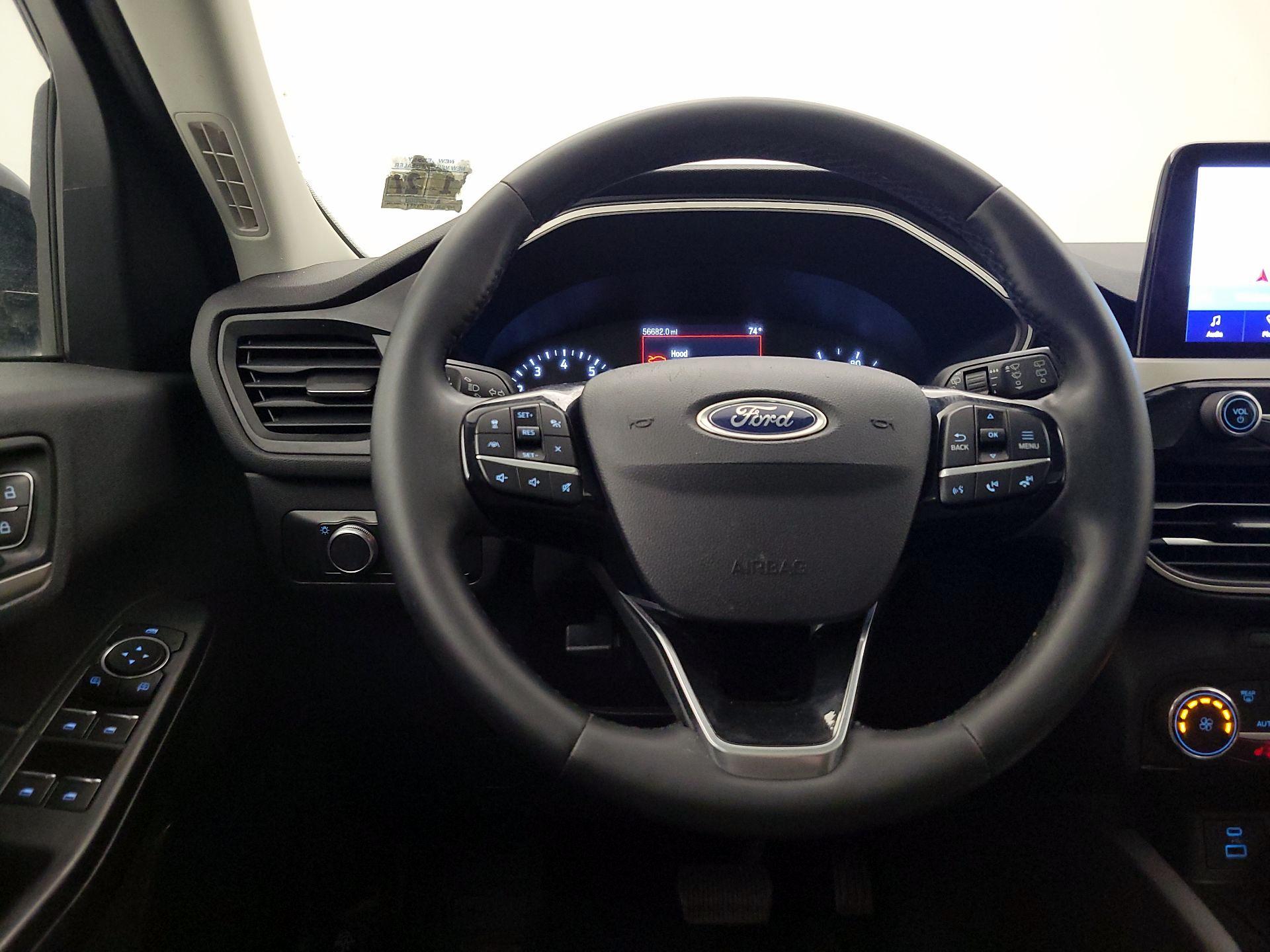 Thumbnail: 2022 Ford Escape - 10
