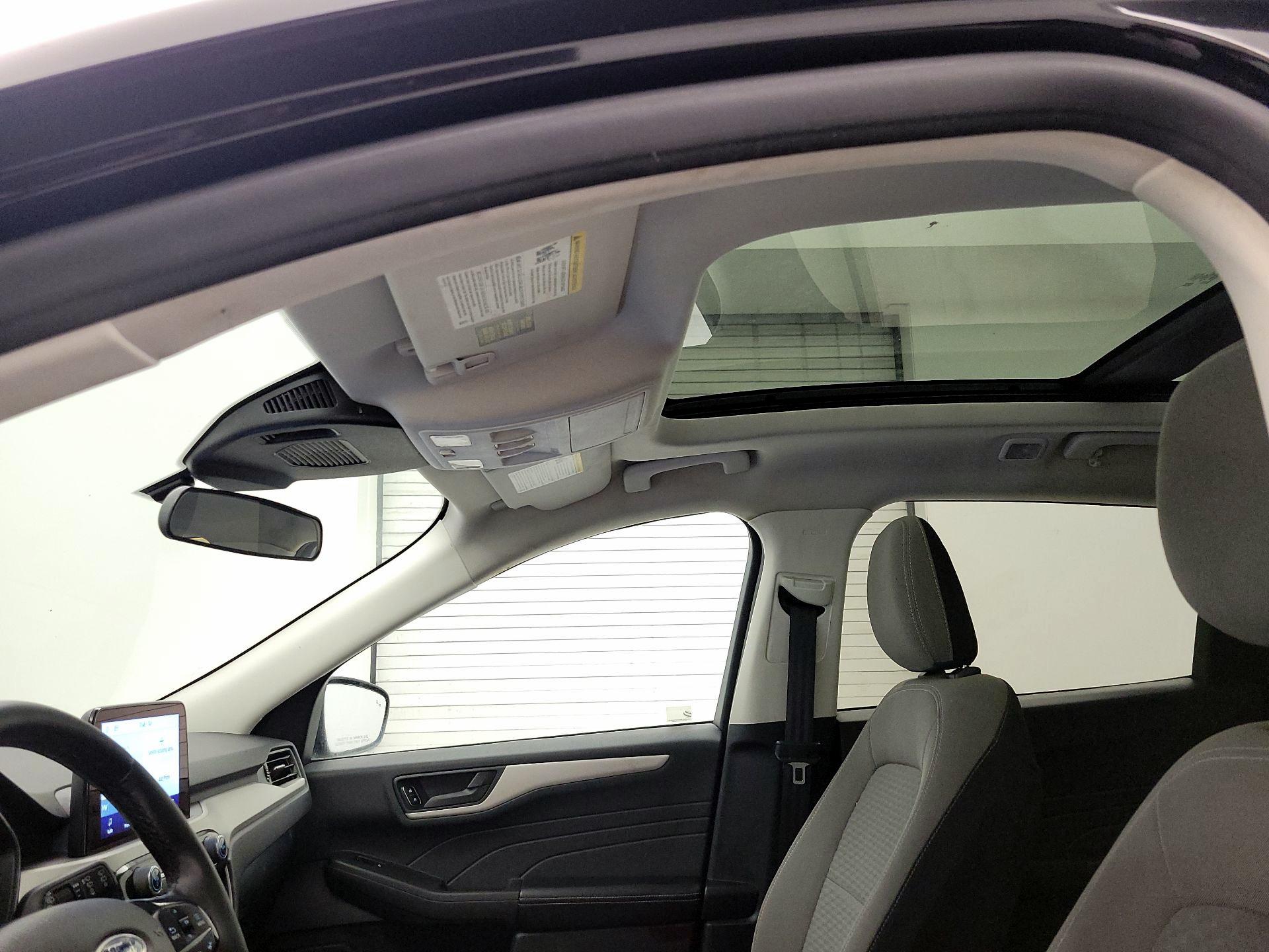 Thumbnail: 2022 Ford Escape - 20
