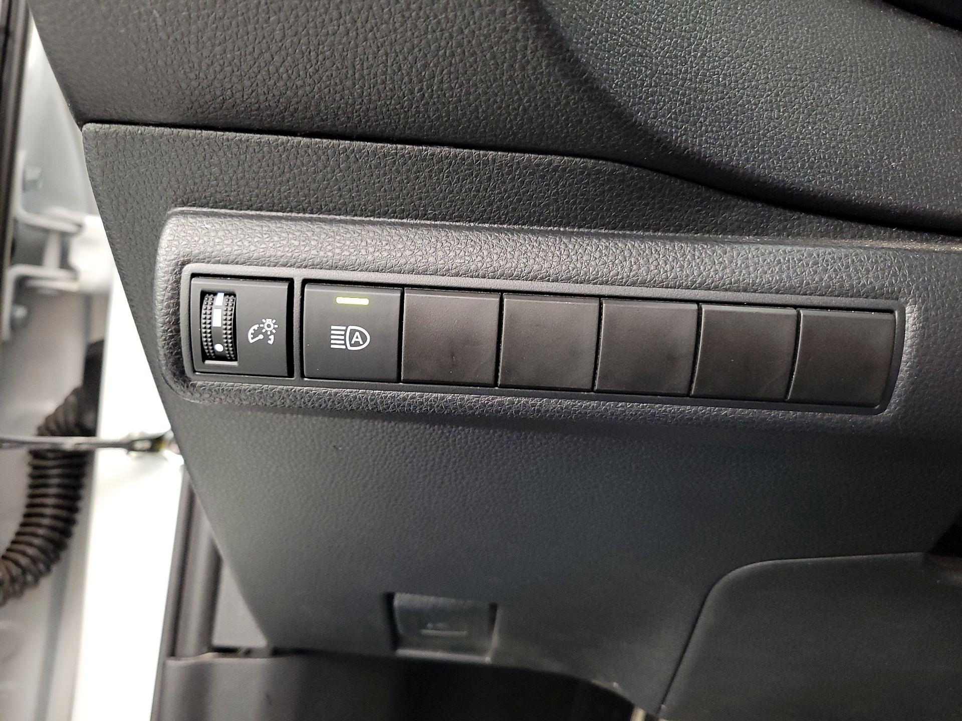 Thumbnail: 2024 Toyota Corolla - 13