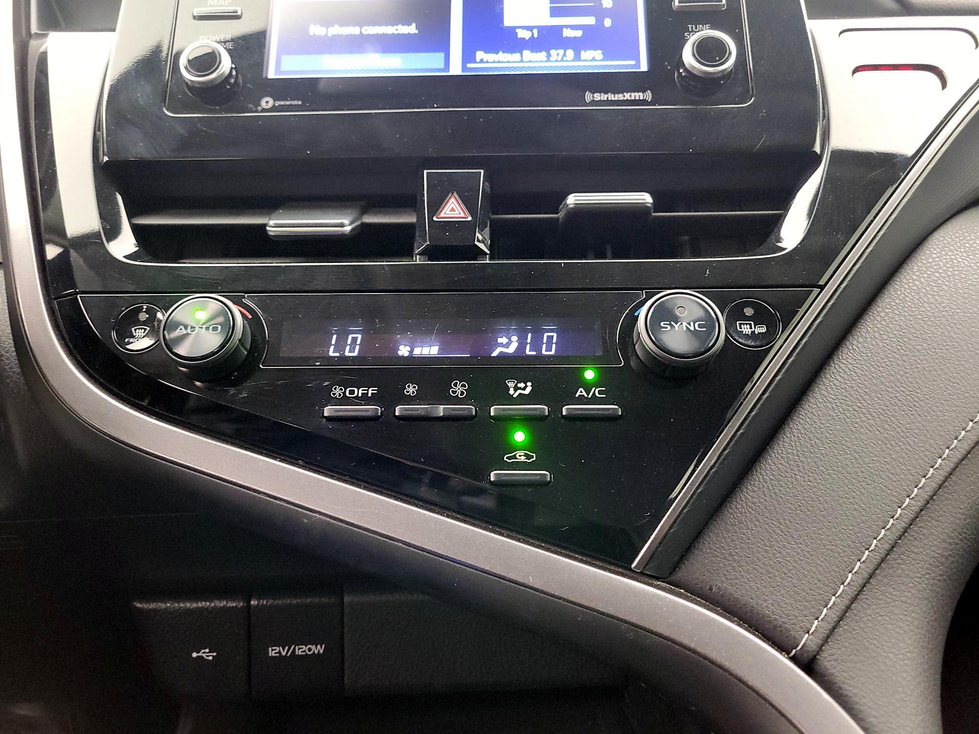 Thumbnail: 2023 Toyota Camry - 16