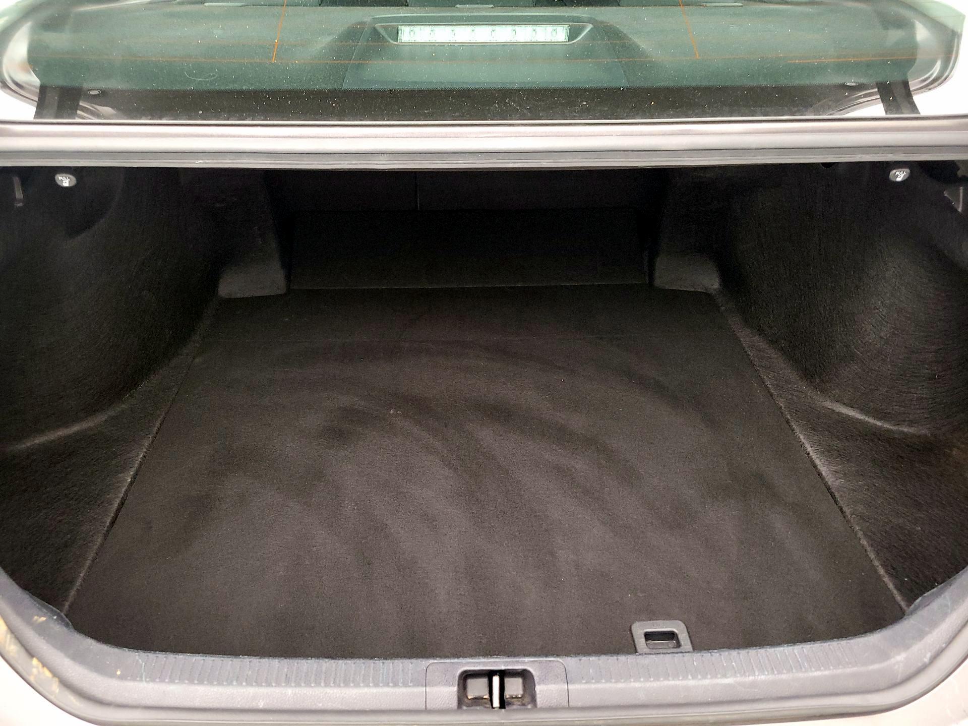 Thumbnail: 2023 Toyota Camry - 20