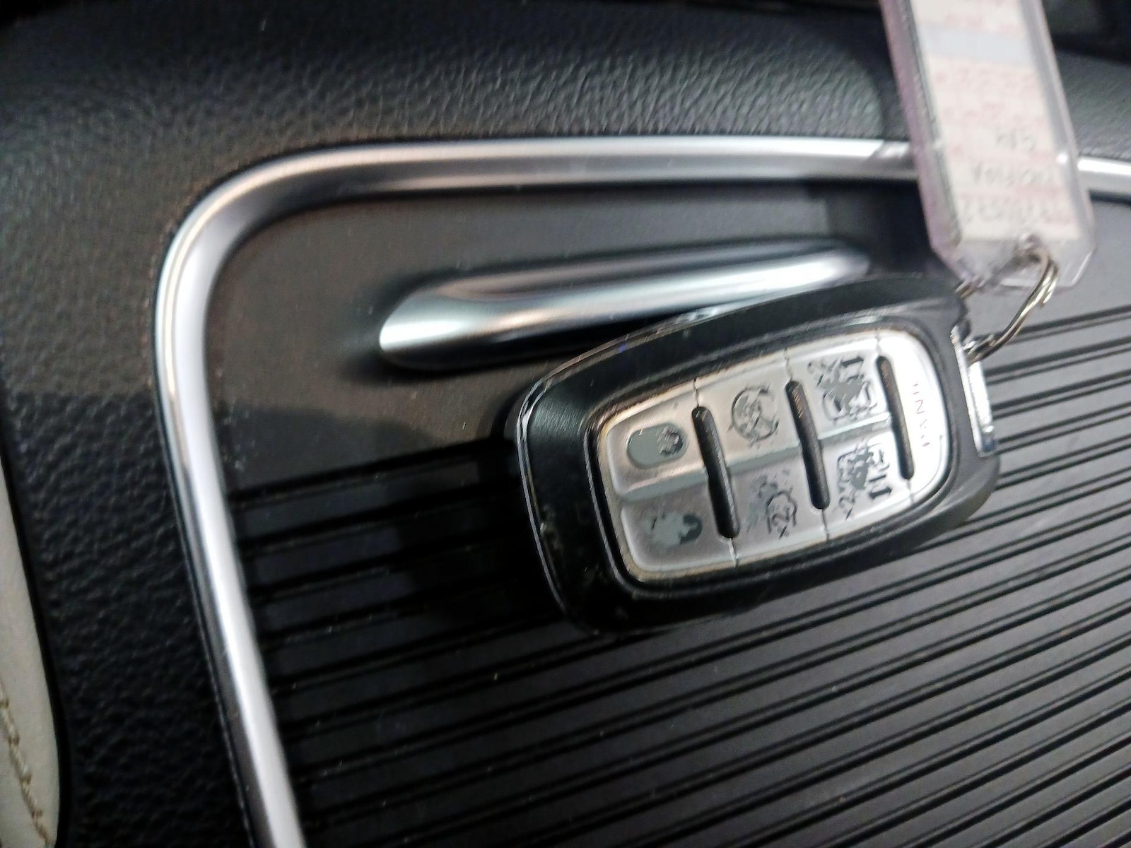 2021 Chrysler Pacifica Limited - Photo 19