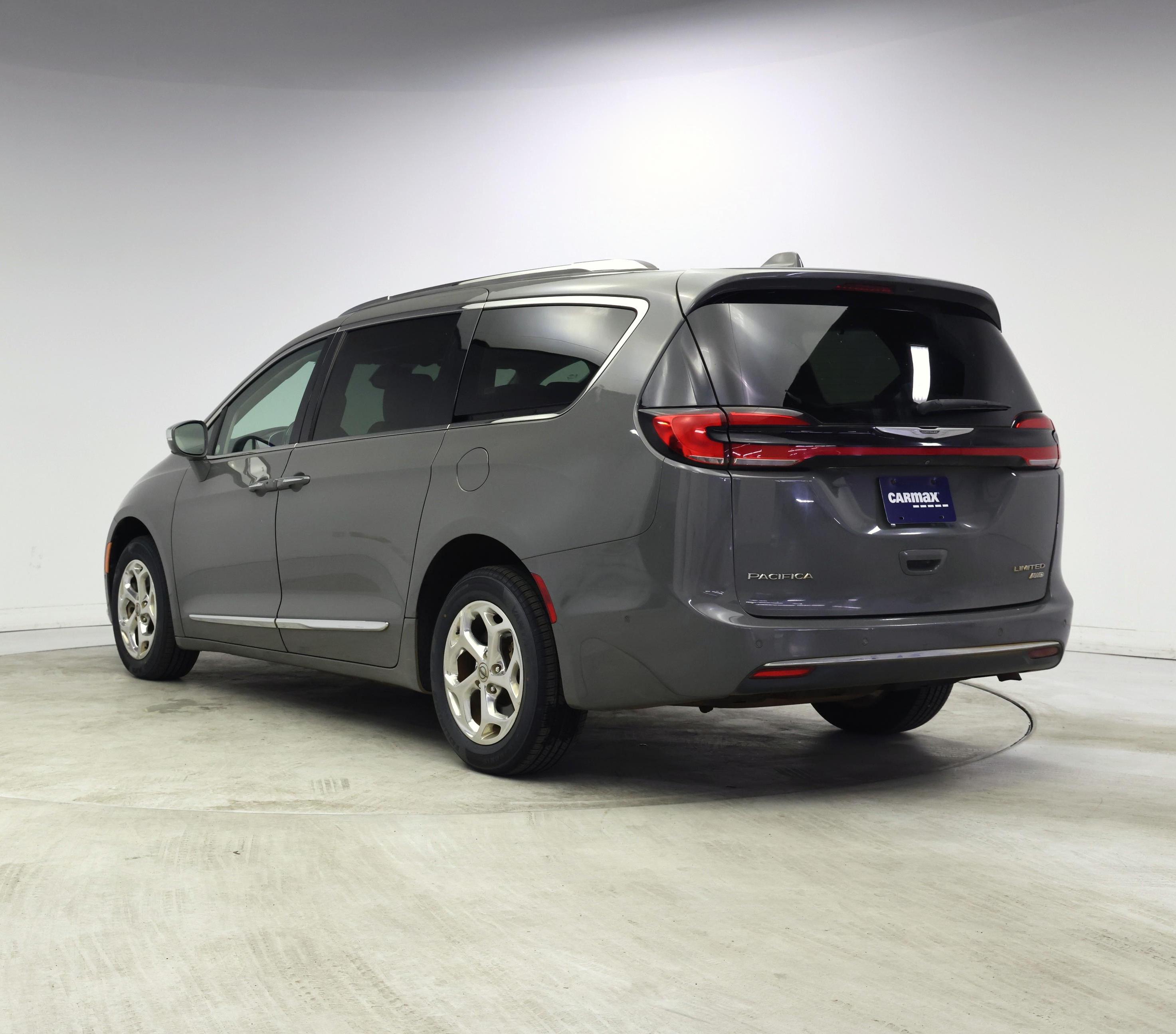 Thumbnail: 2021 Chrysler Pacifica - 2