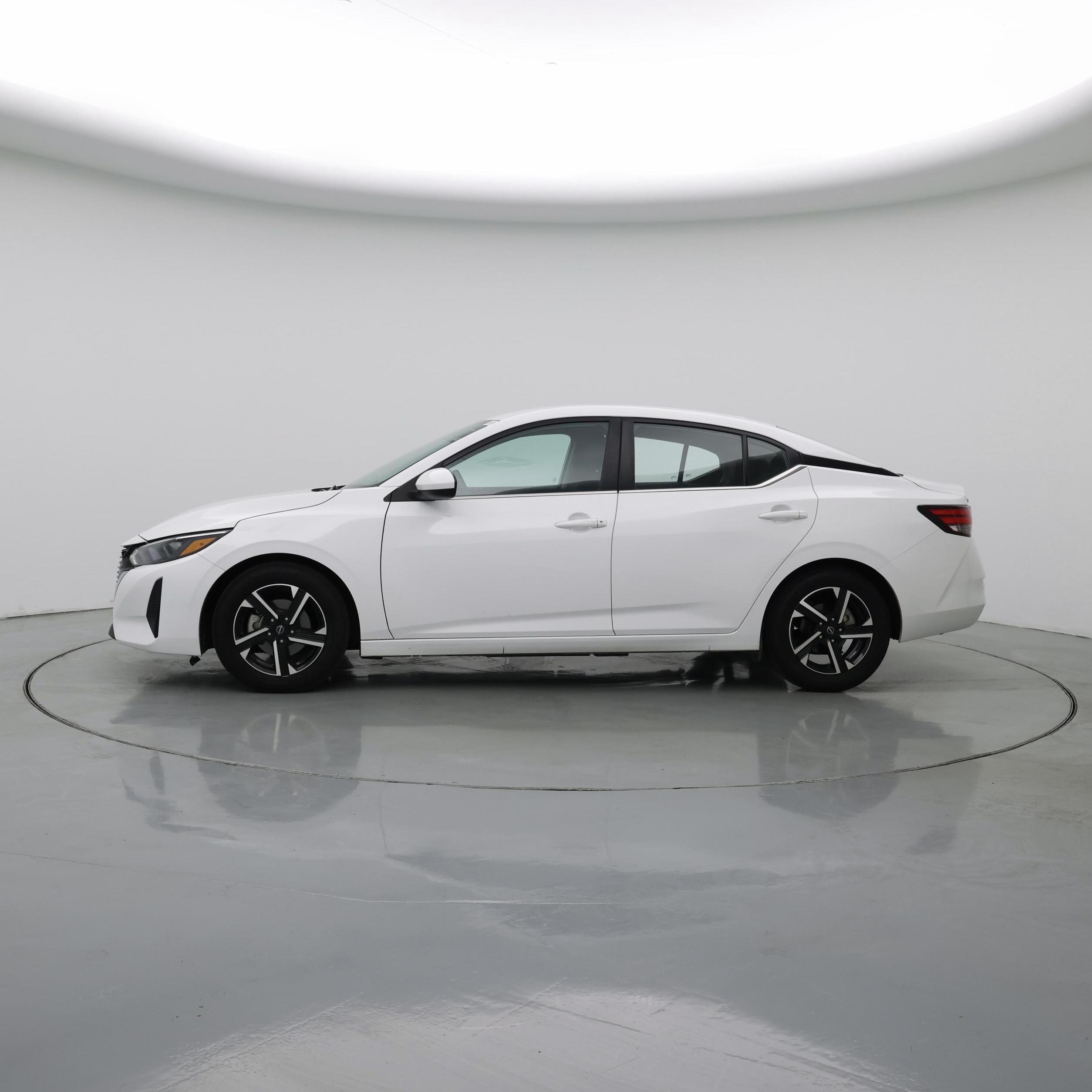 Thumbnail: 2024 Nissan Sentra - 3