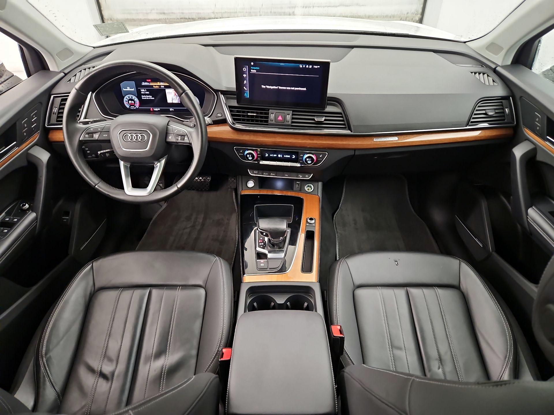 Thumbnail: 2023 Audi Q5 - 9