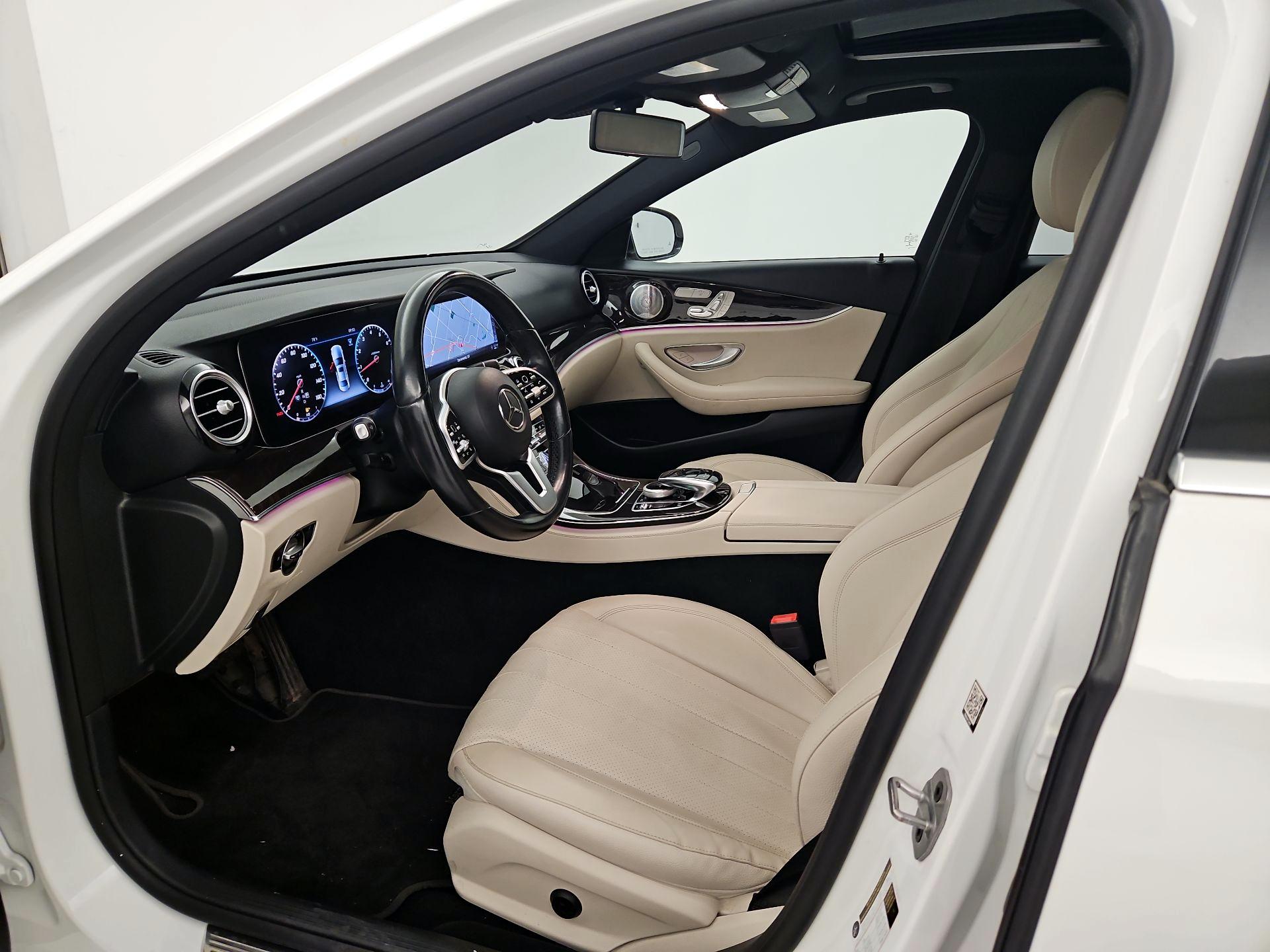 Thumbnail: 2020 Mercedes-Benz E-Class - 11
