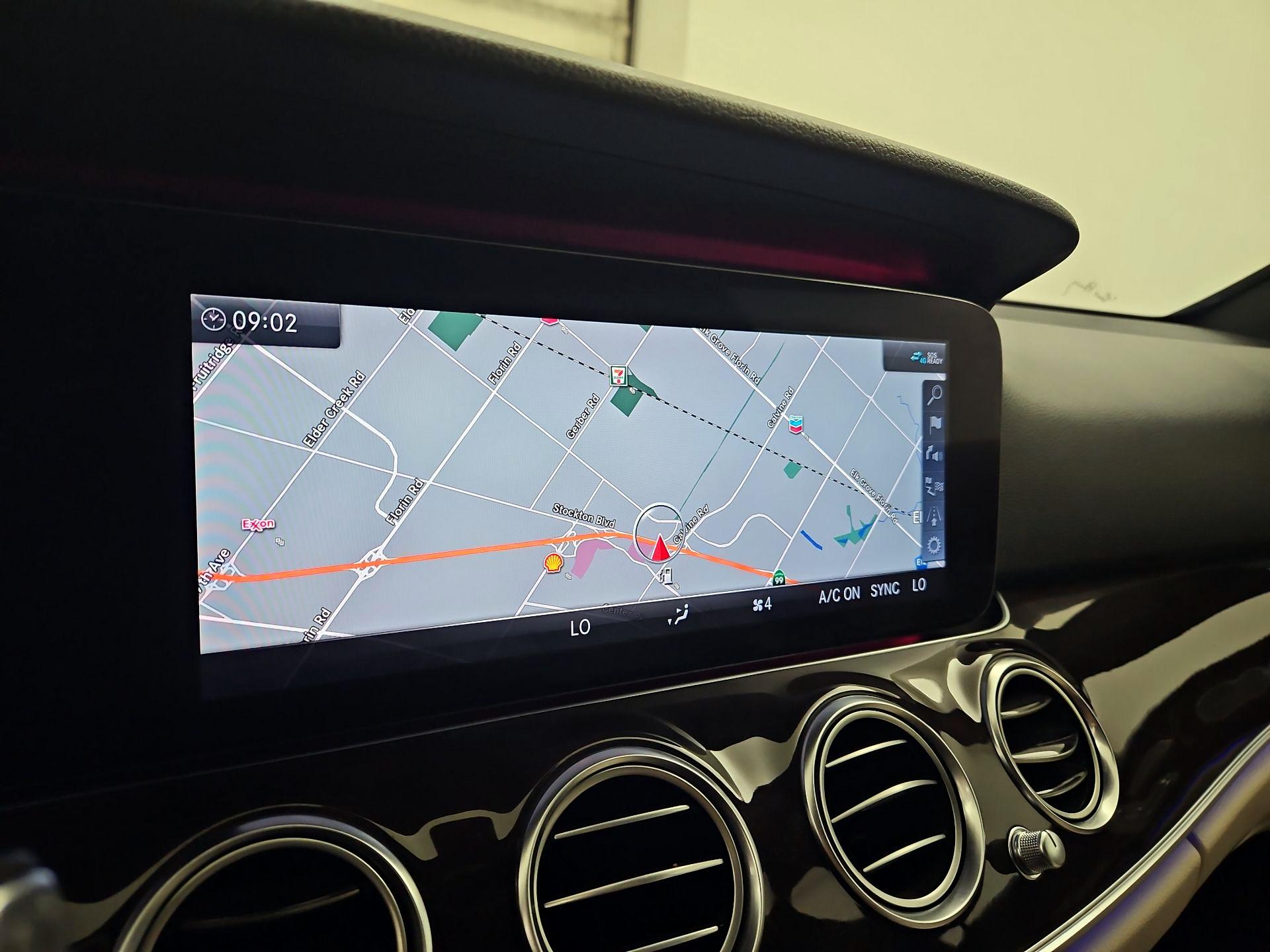Thumbnail: 2020 Mercedes-Benz E-Class - 14