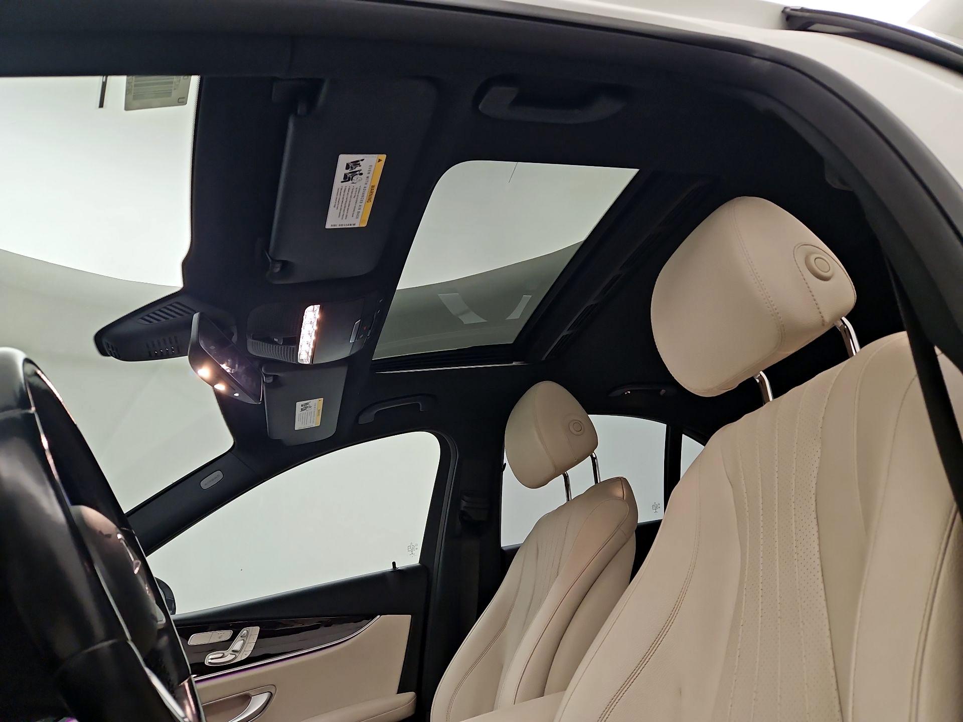 Thumbnail: 2020 Mercedes-Benz E-Class - 20