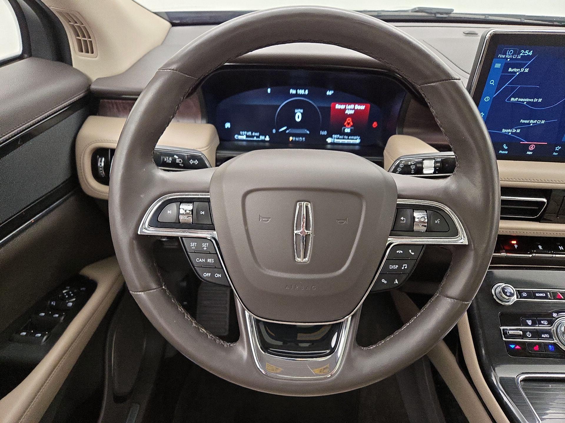 Thumbnail: 2023 Lincoln Nautilus - 10