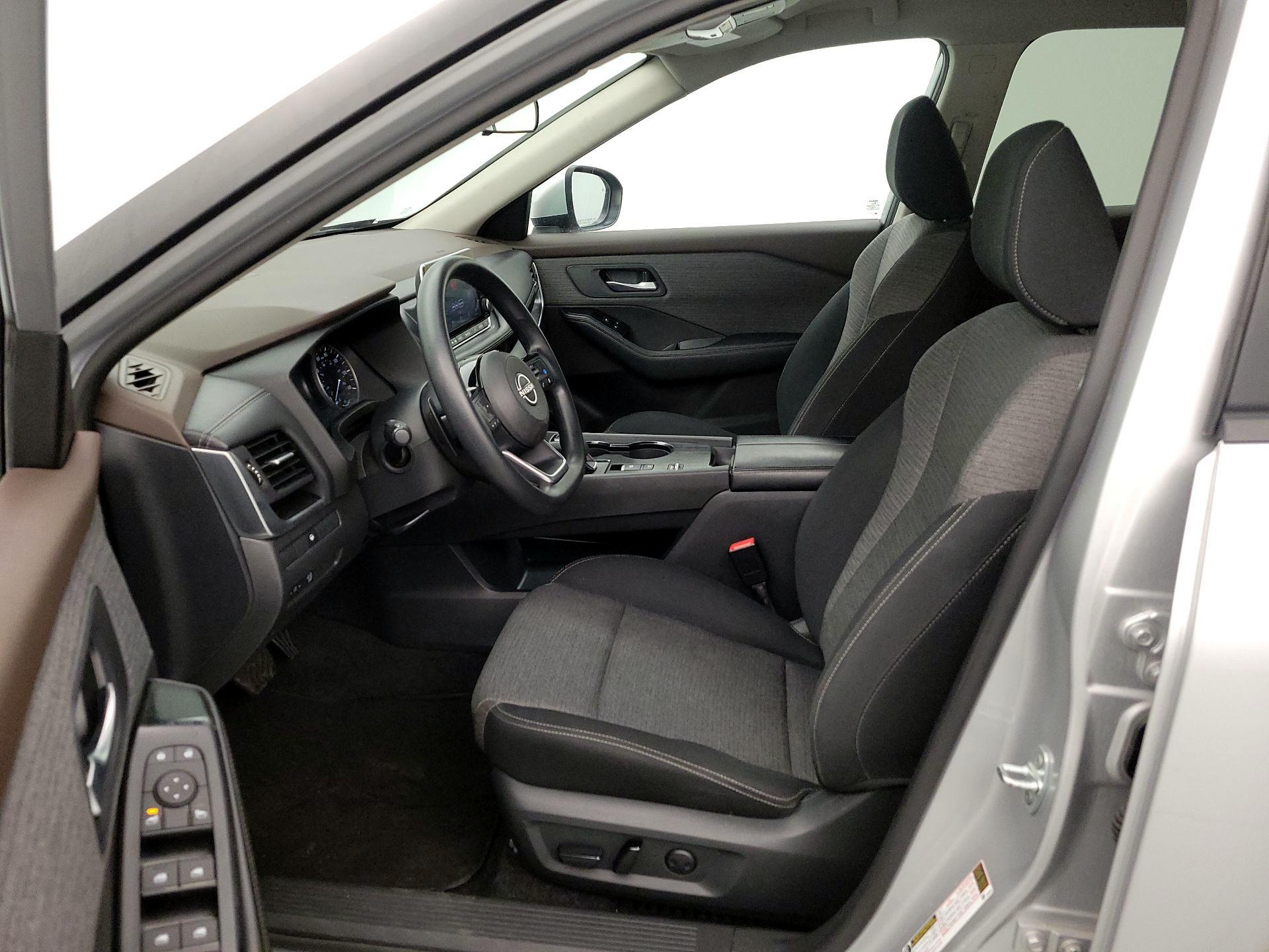 Thumbnail: 2023 Nissan Rogue - 11