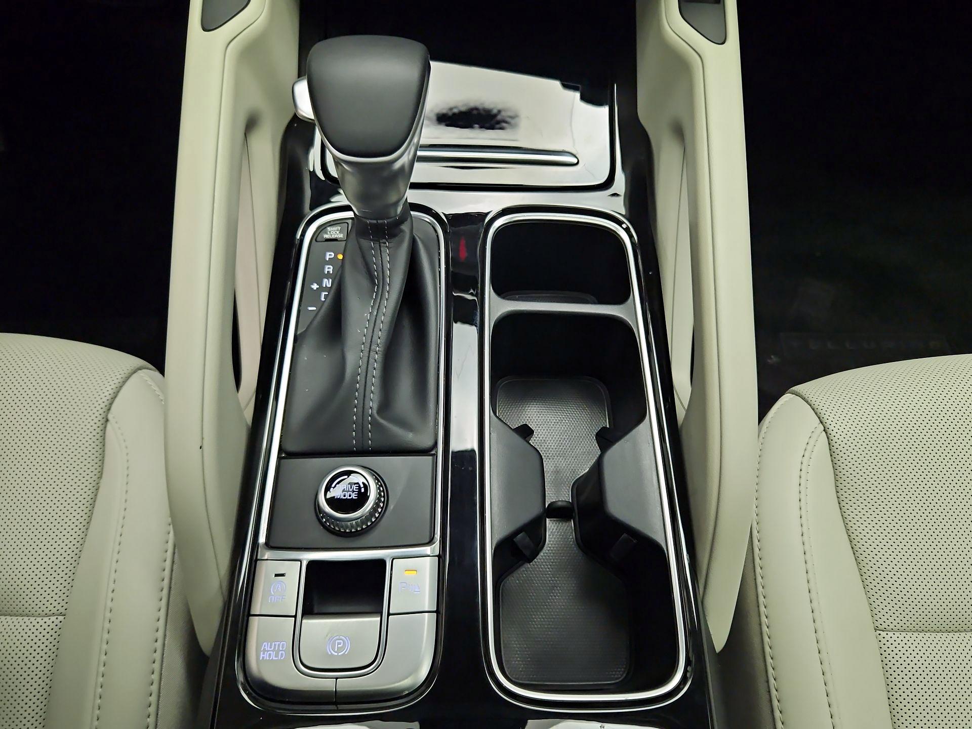 Thumbnail: 2025 Kia Telluride - 18