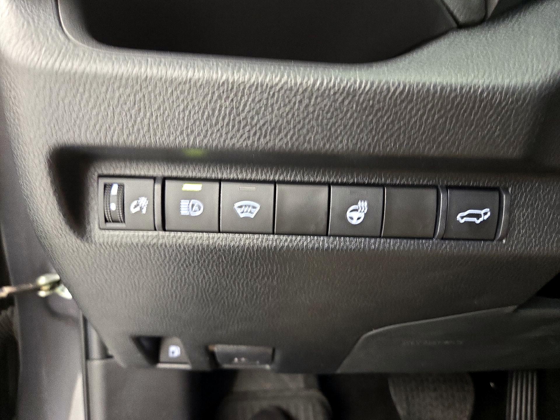 Thumbnail: 2023 Toyota RAV4 - 13