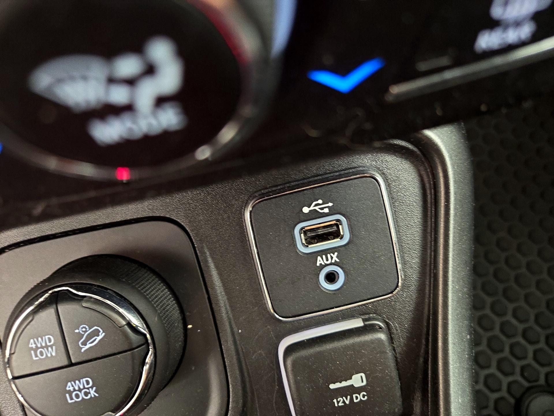 Thumbnail: 2018 Jeep Compass - 18