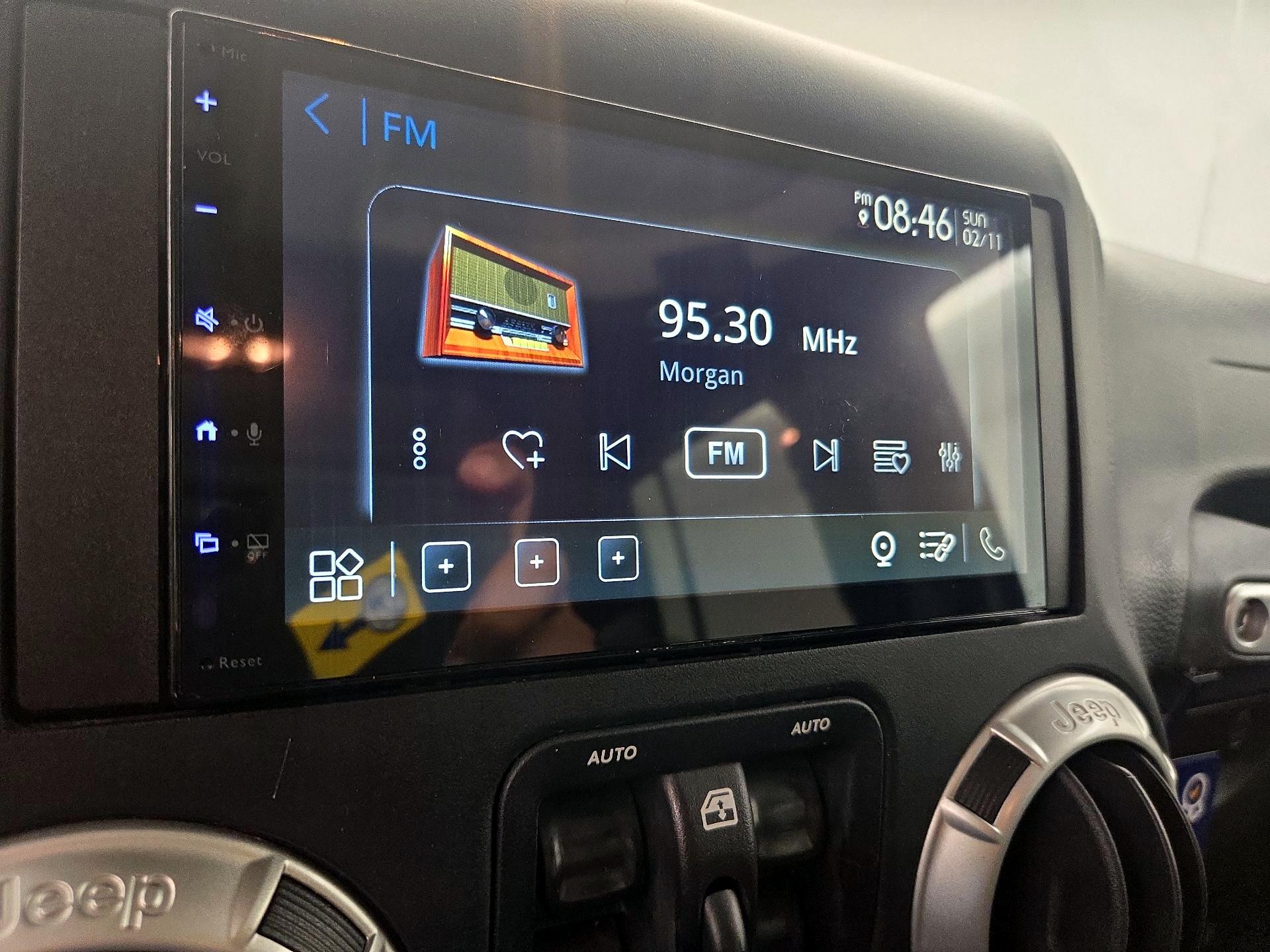 Thumbnail: 2018 Jeep Wrangler - 14