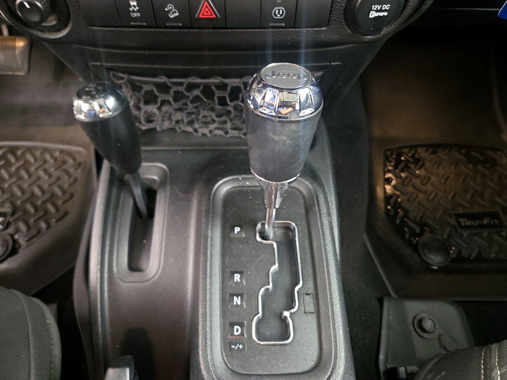 Thumbnail: 2018 Jeep Wrangler - 16
