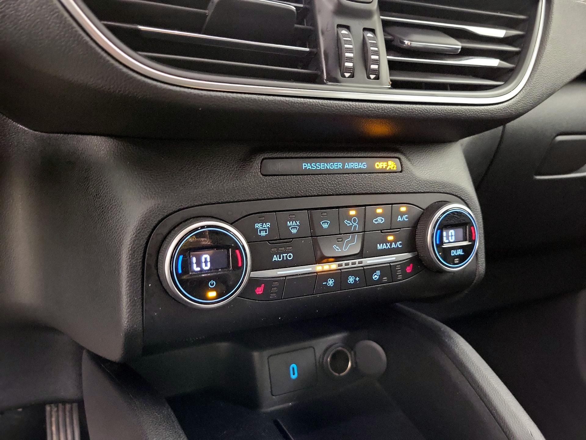 Thumbnail: 2020 Ford Escape - 17
