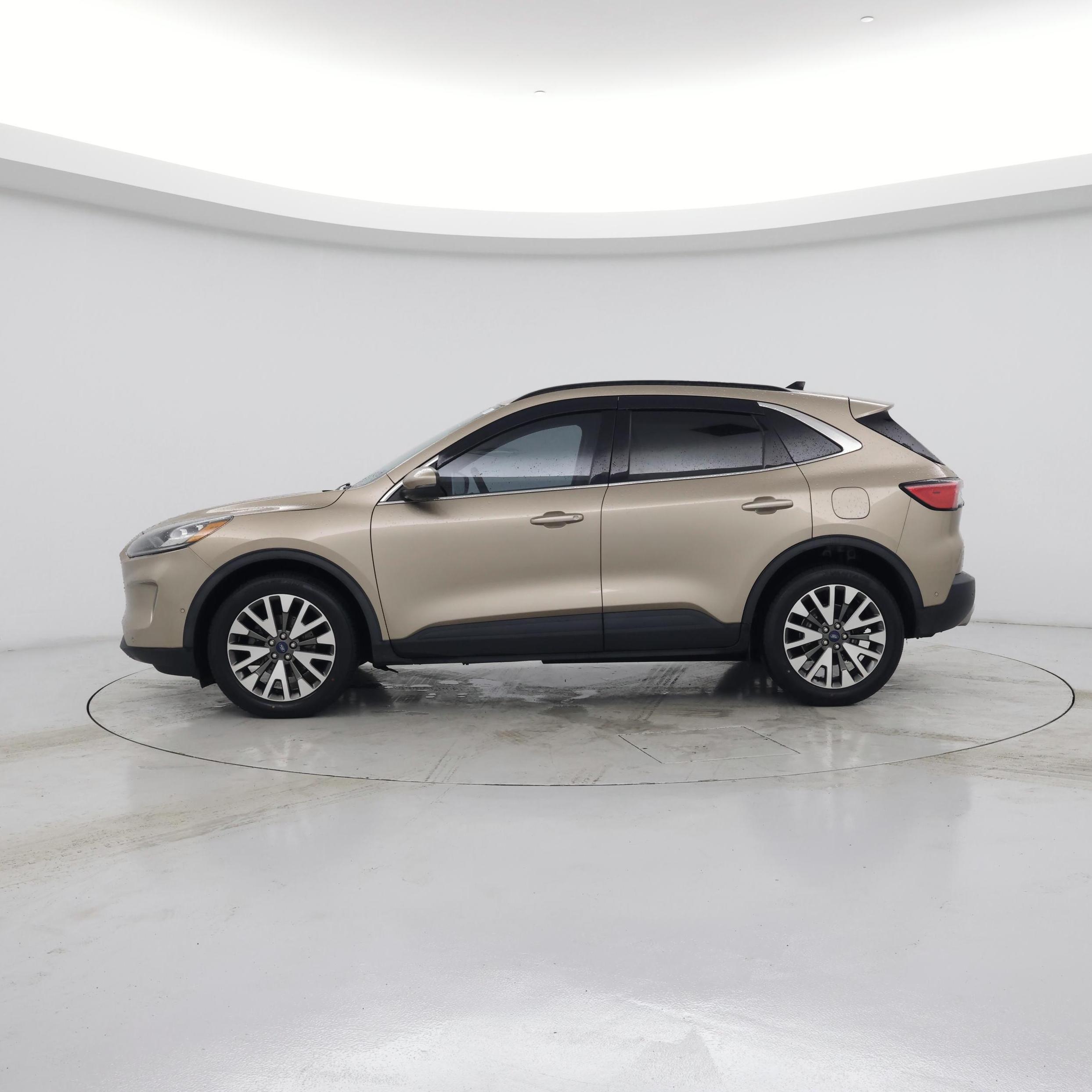 Thumbnail: 2020 Ford Escape - 3