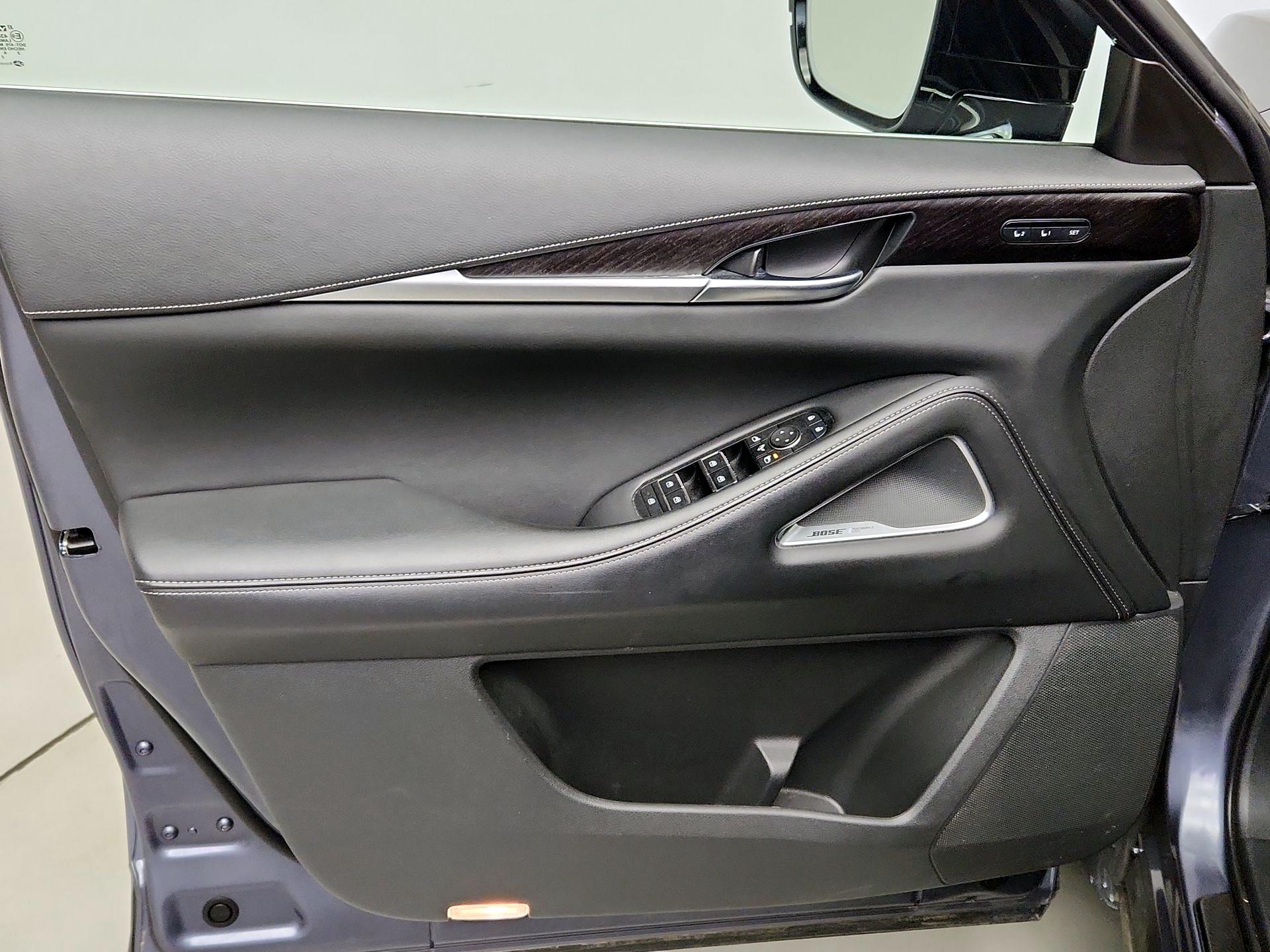 Thumbnail: 2023 INFINITI QX60 - 12