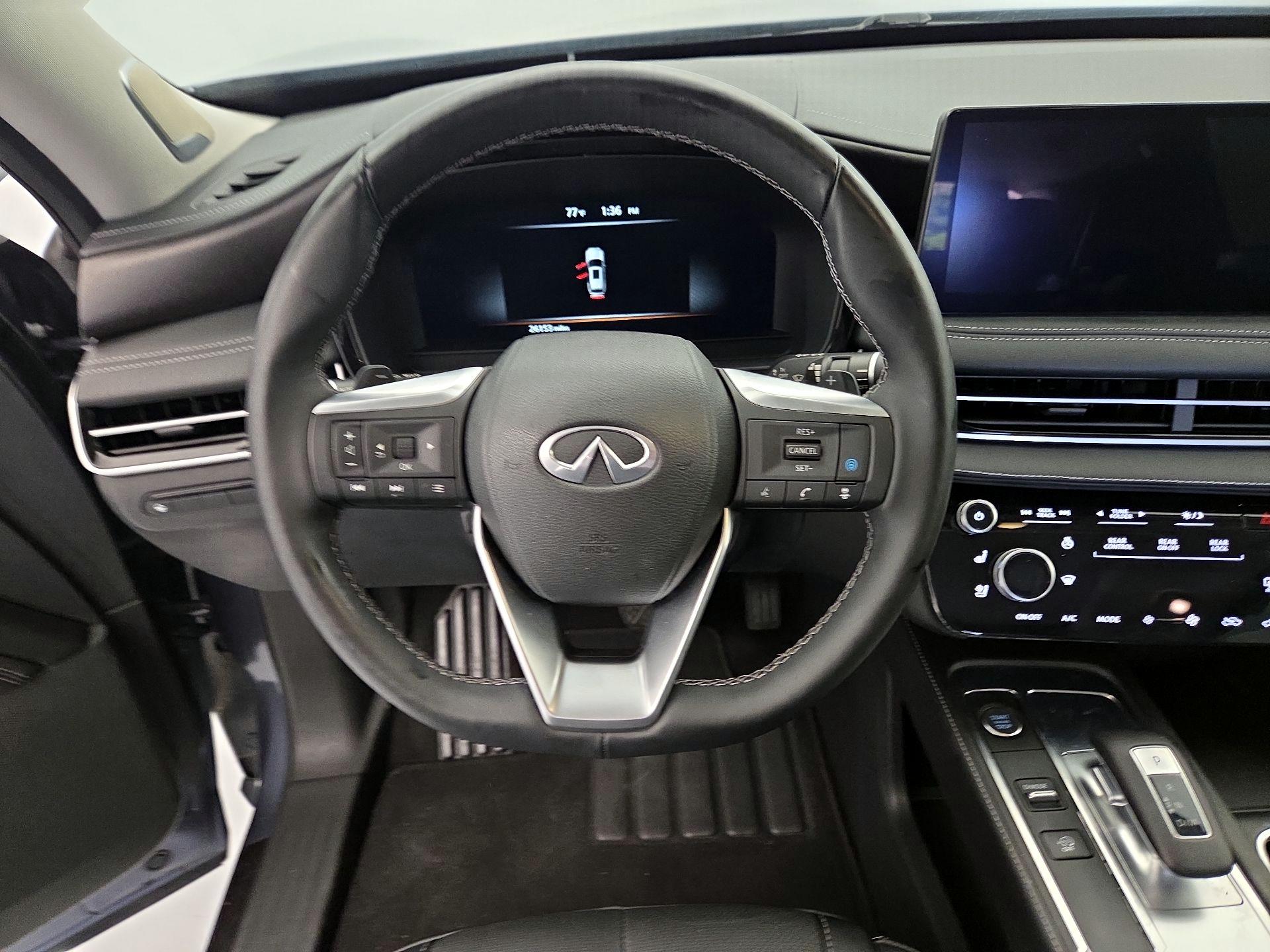 Thumbnail: 2023 INFINITI QX60 - 10