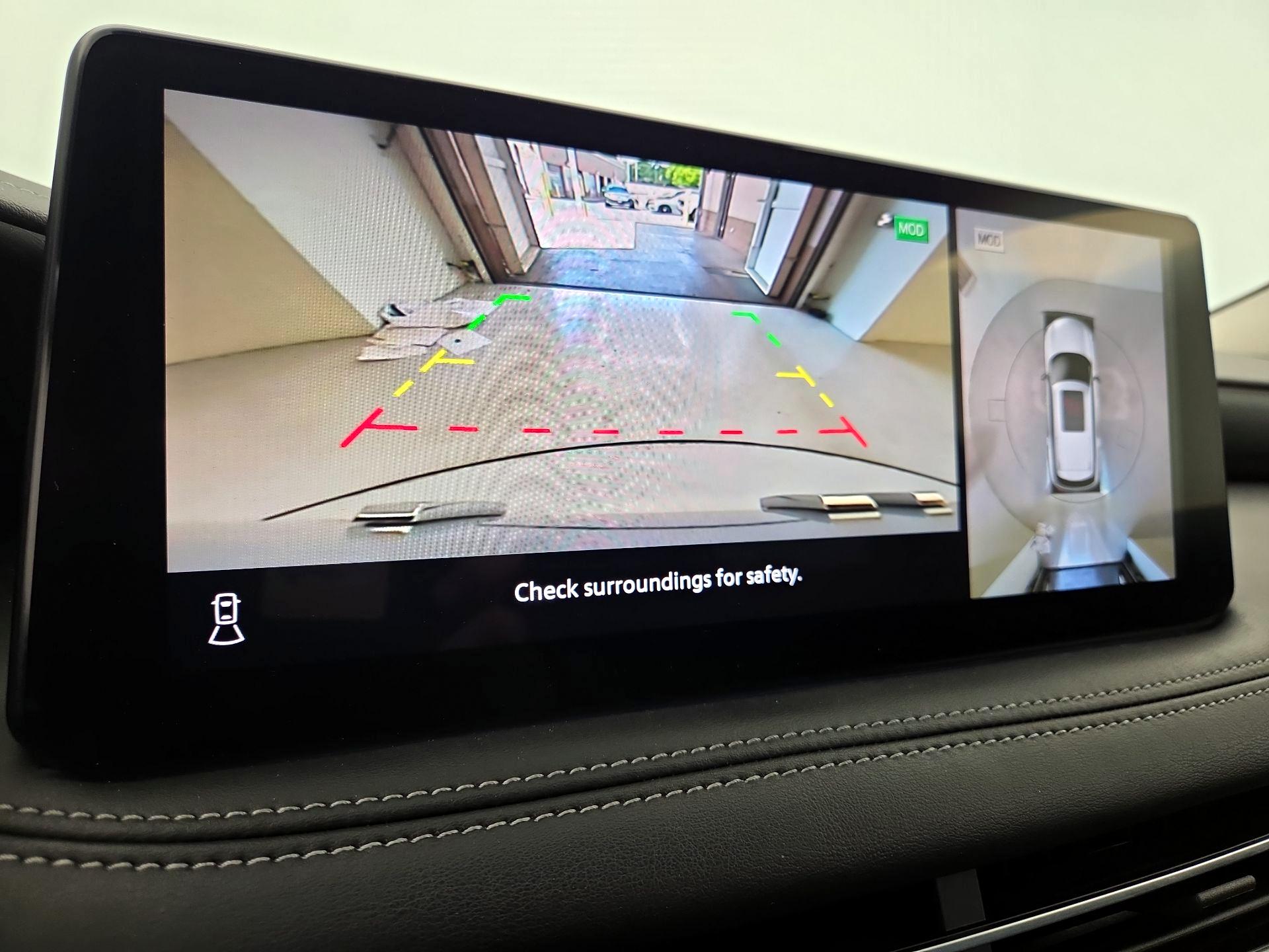 Thumbnail: 2023 INFINITI QX60 - 14