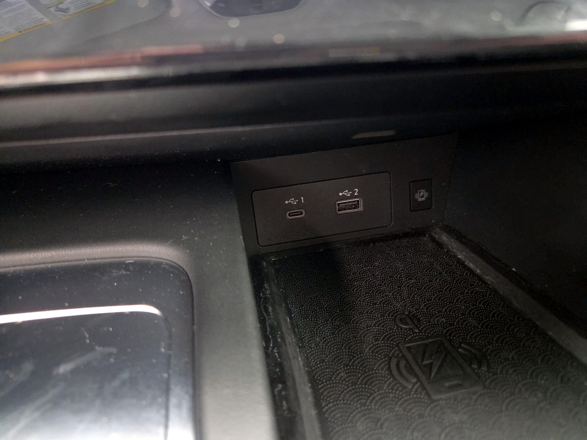 Thumbnail: 2023 INFINITI QX60 - 18