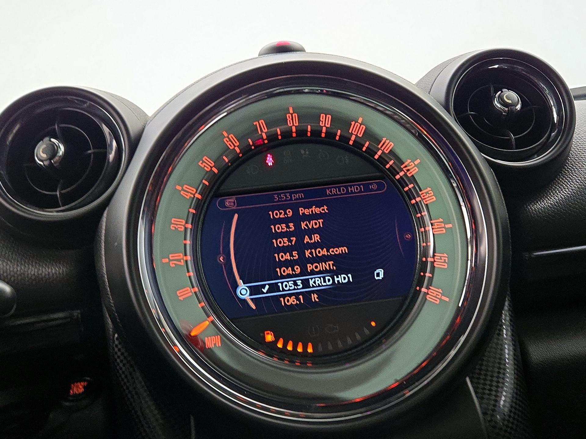 Thumbnail: 2015 MINI Cooper Countryman - 14