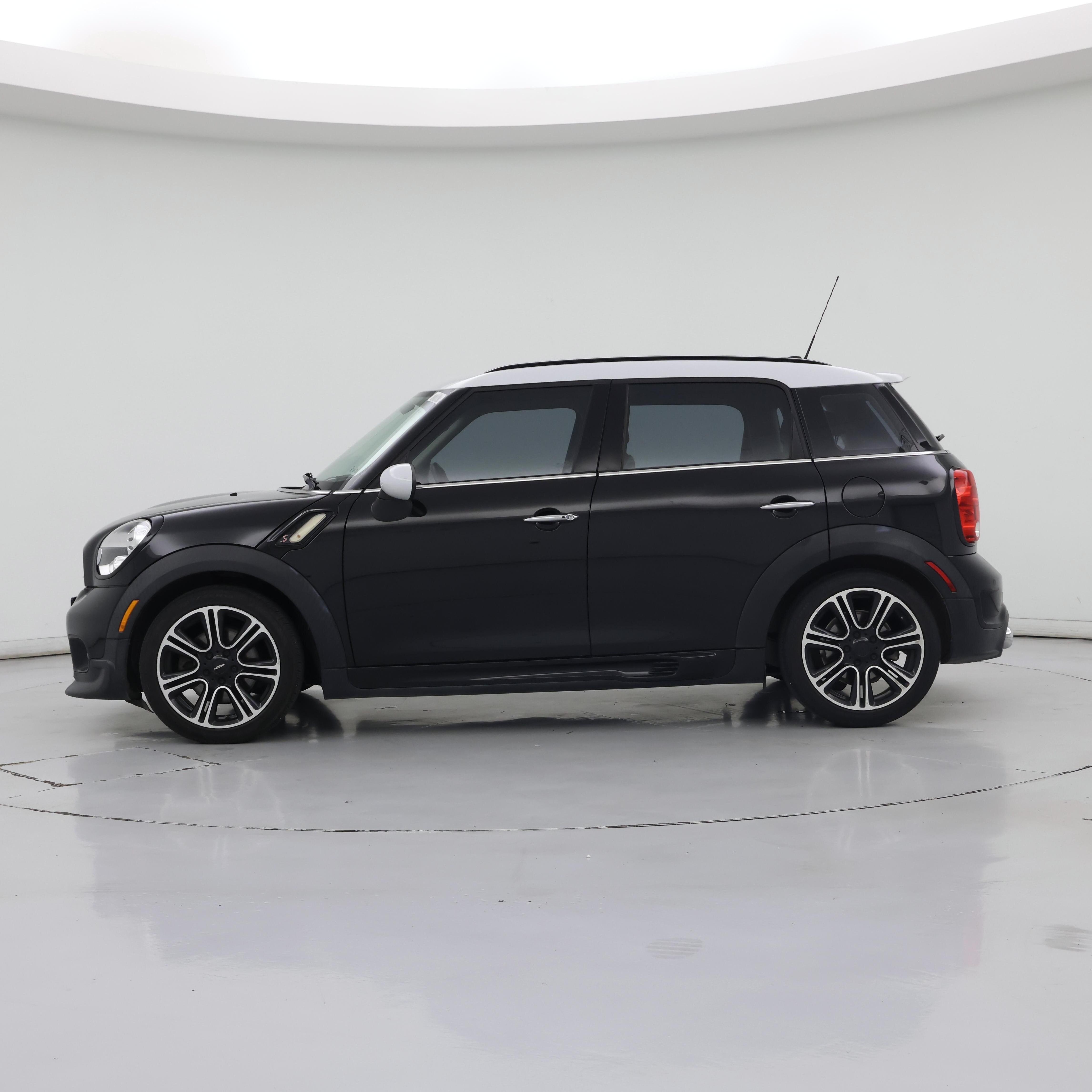 Thumbnail: 2015 MINI Cooper Countryman - 3