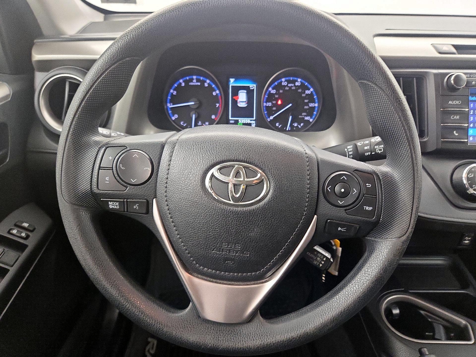 Thumbnail: 2017 Toyota RAV4 - 10