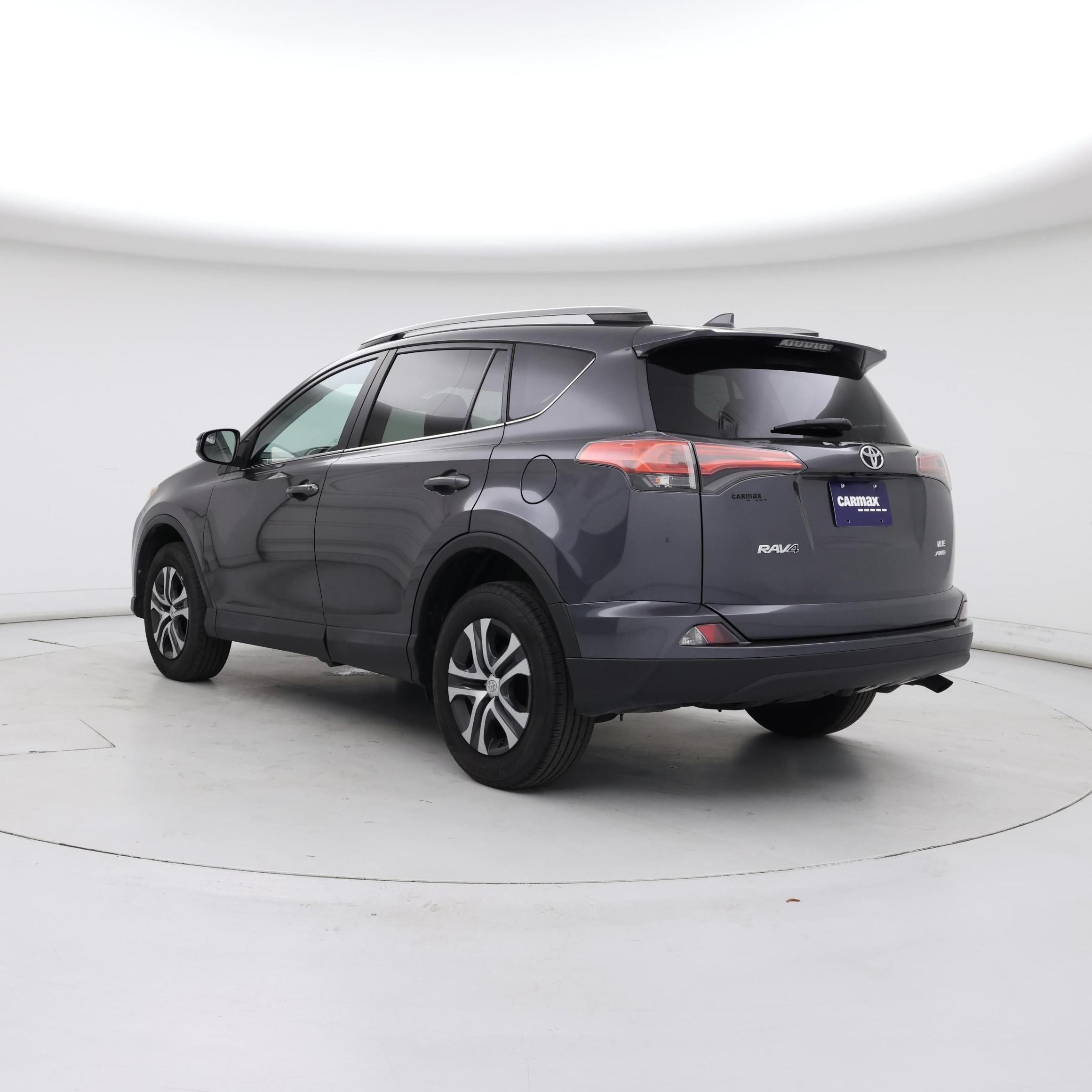 Thumbnail: 2017 Toyota RAV4 - 2