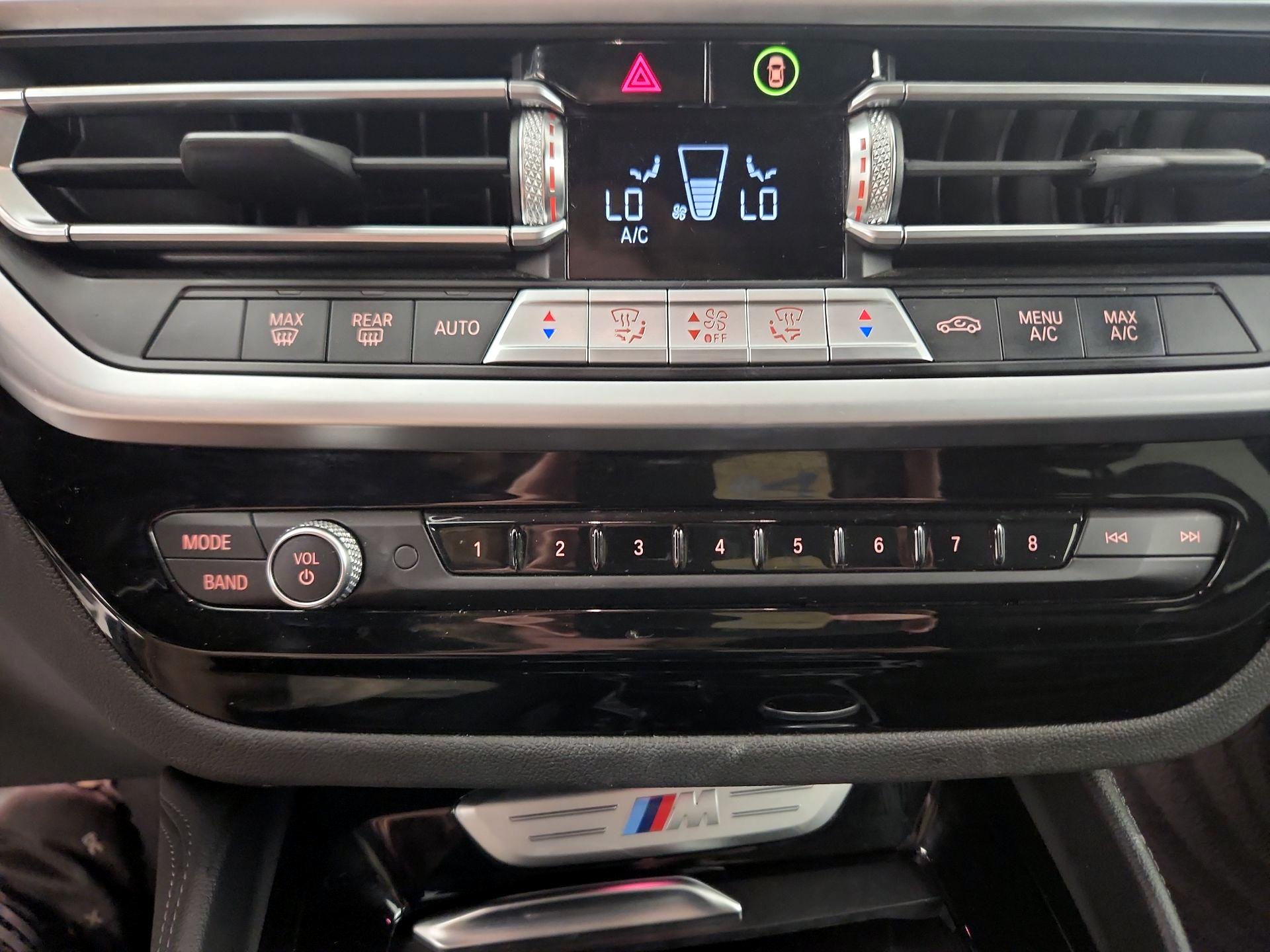 Thumbnail: 2022 BMW X4 - 17