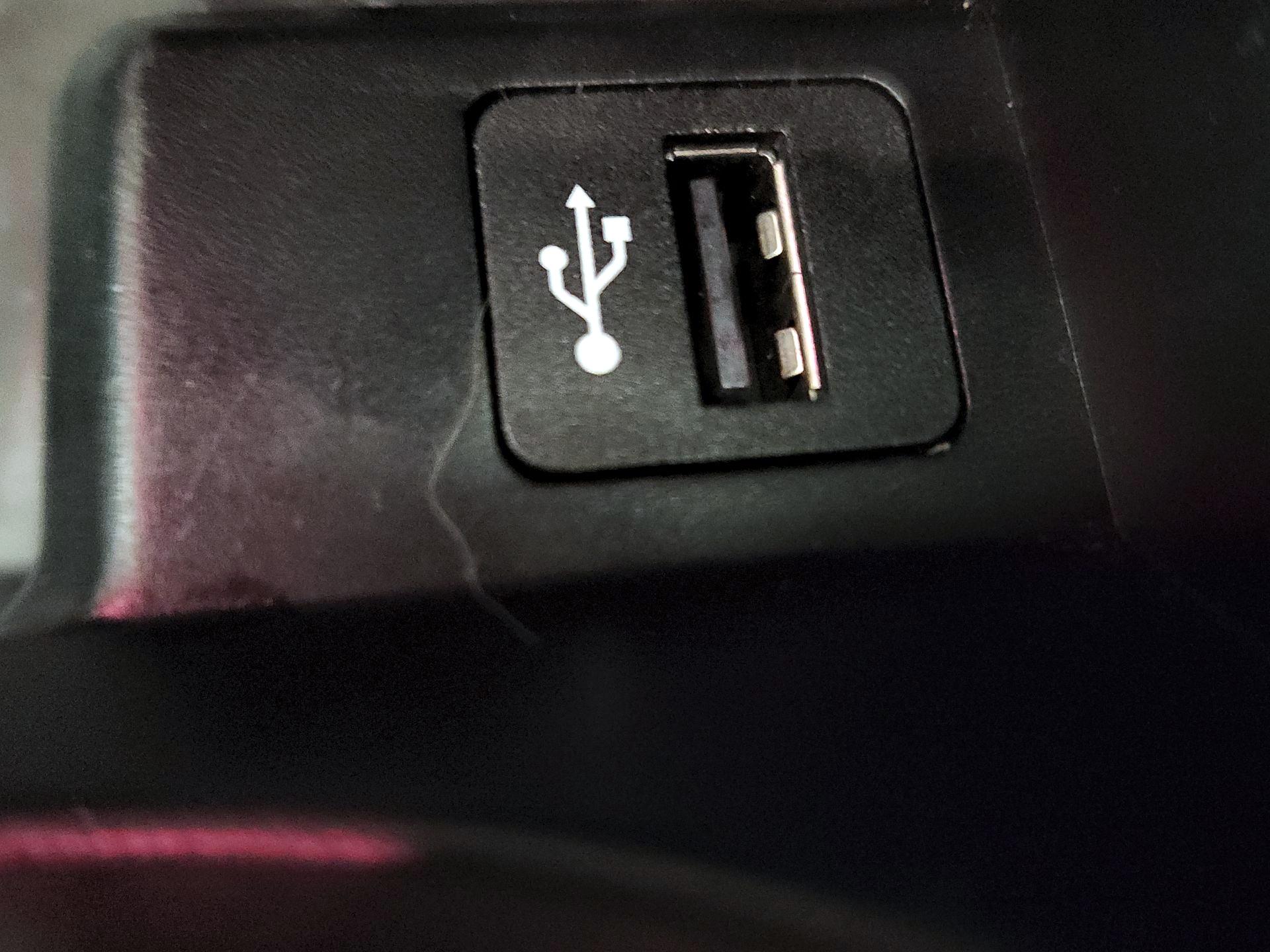 Thumbnail: 2022 BMW X4 - 19