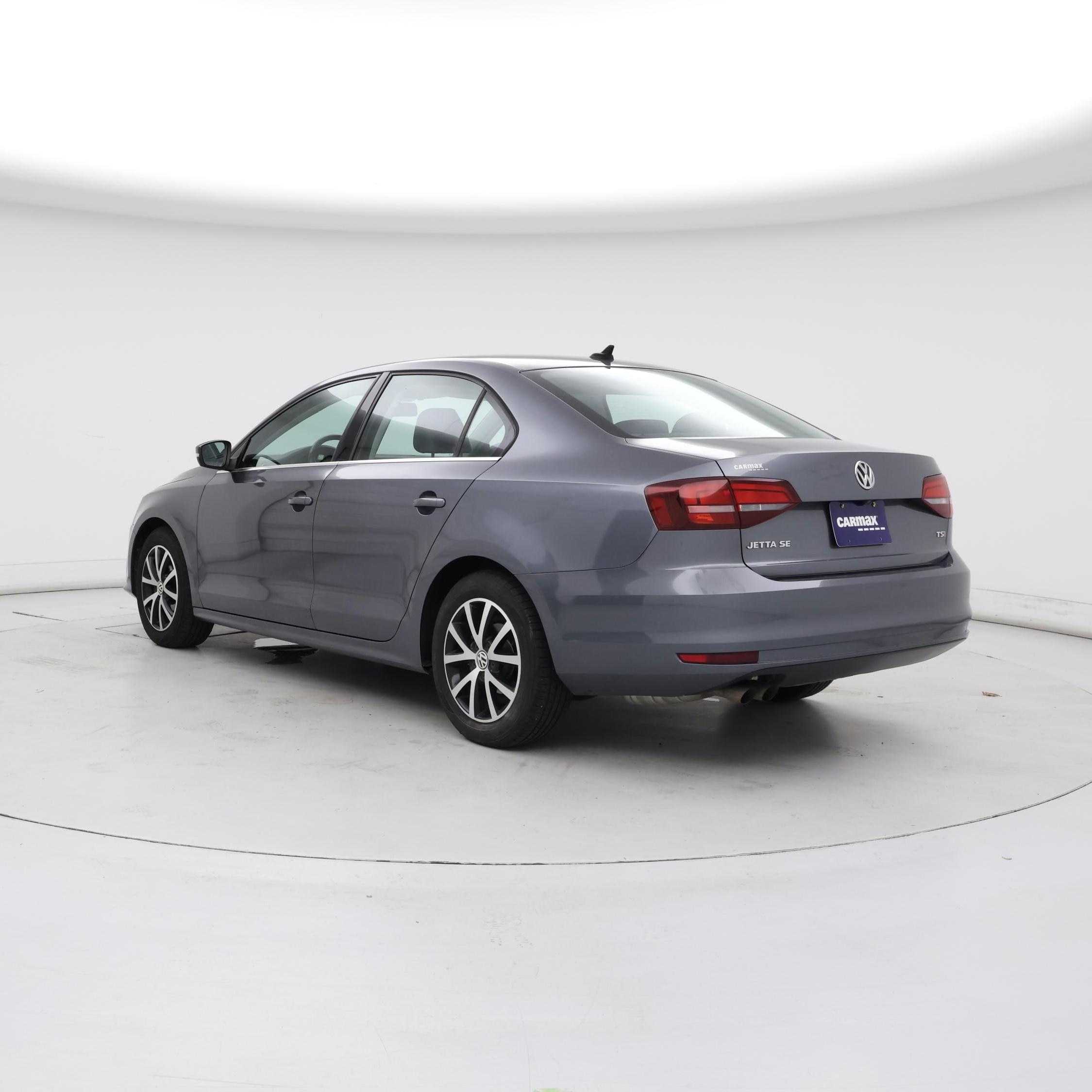 Thumbnail: 2017 Volkswagen Jetta - 2