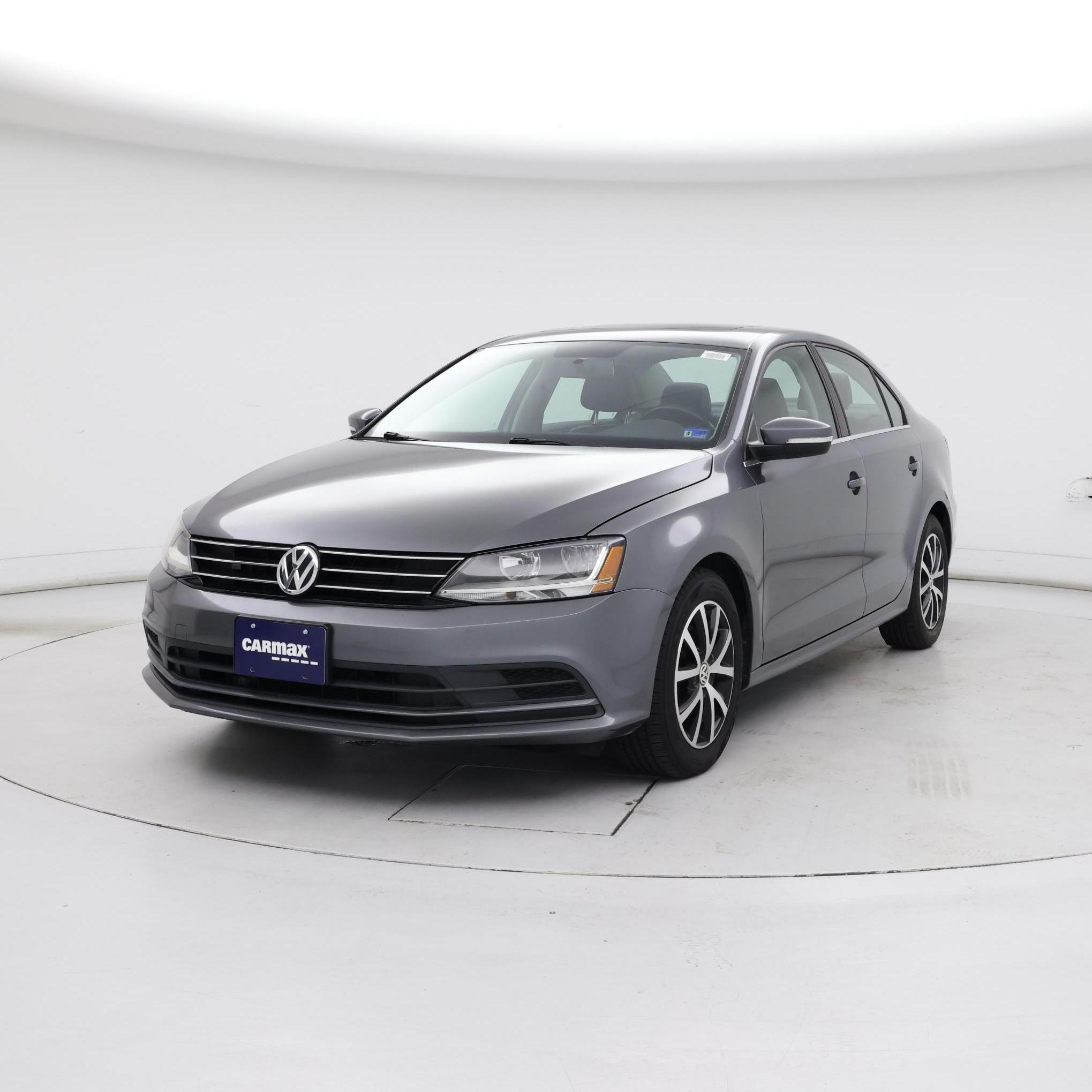 Thumbnail: 2017 Volkswagen Jetta - 4