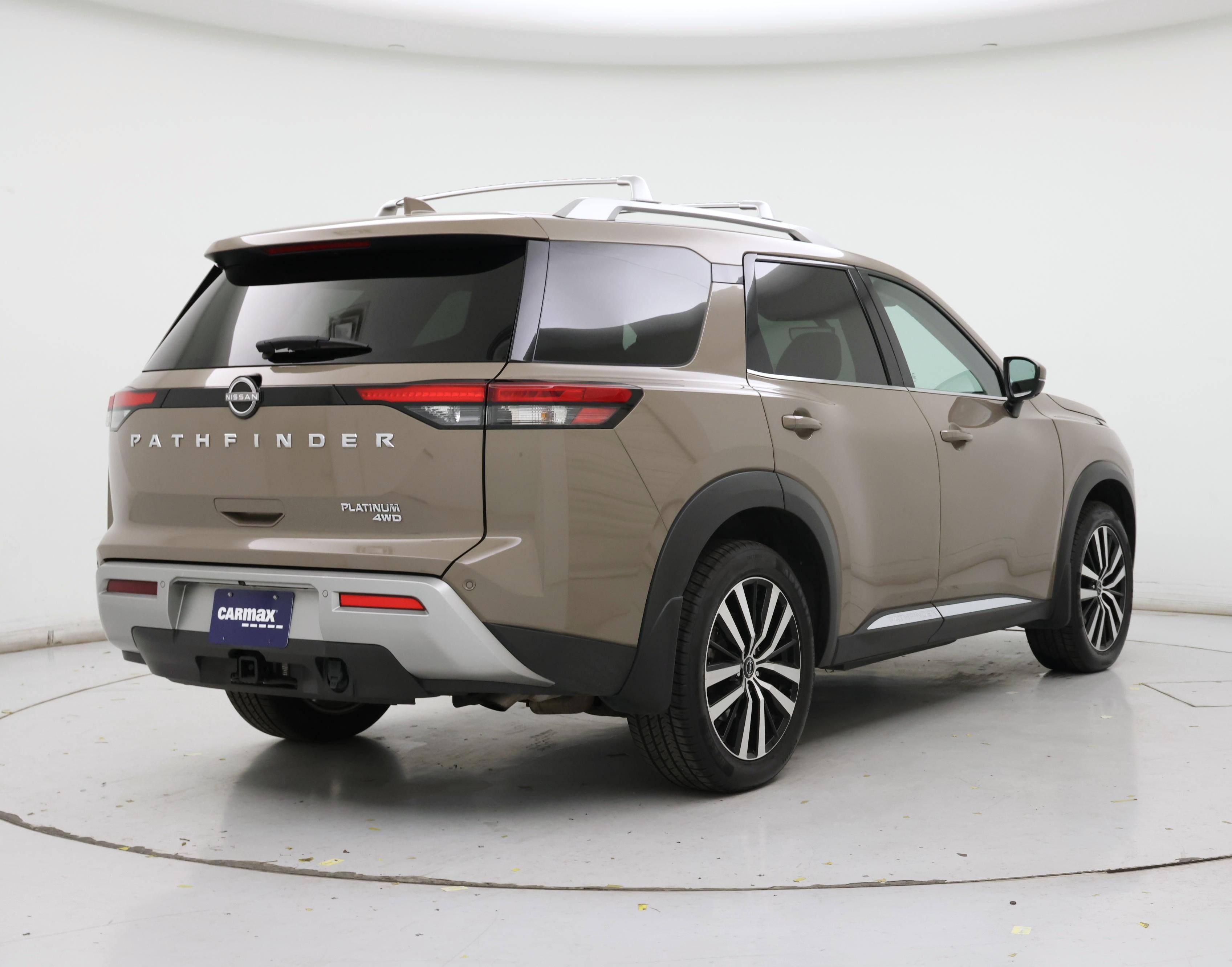 Thumbnail: 2023 Nissan Pathfinder - 8
