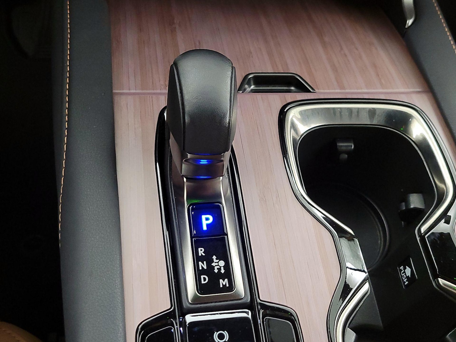 2023 Lexus RX 350 - Photo 18