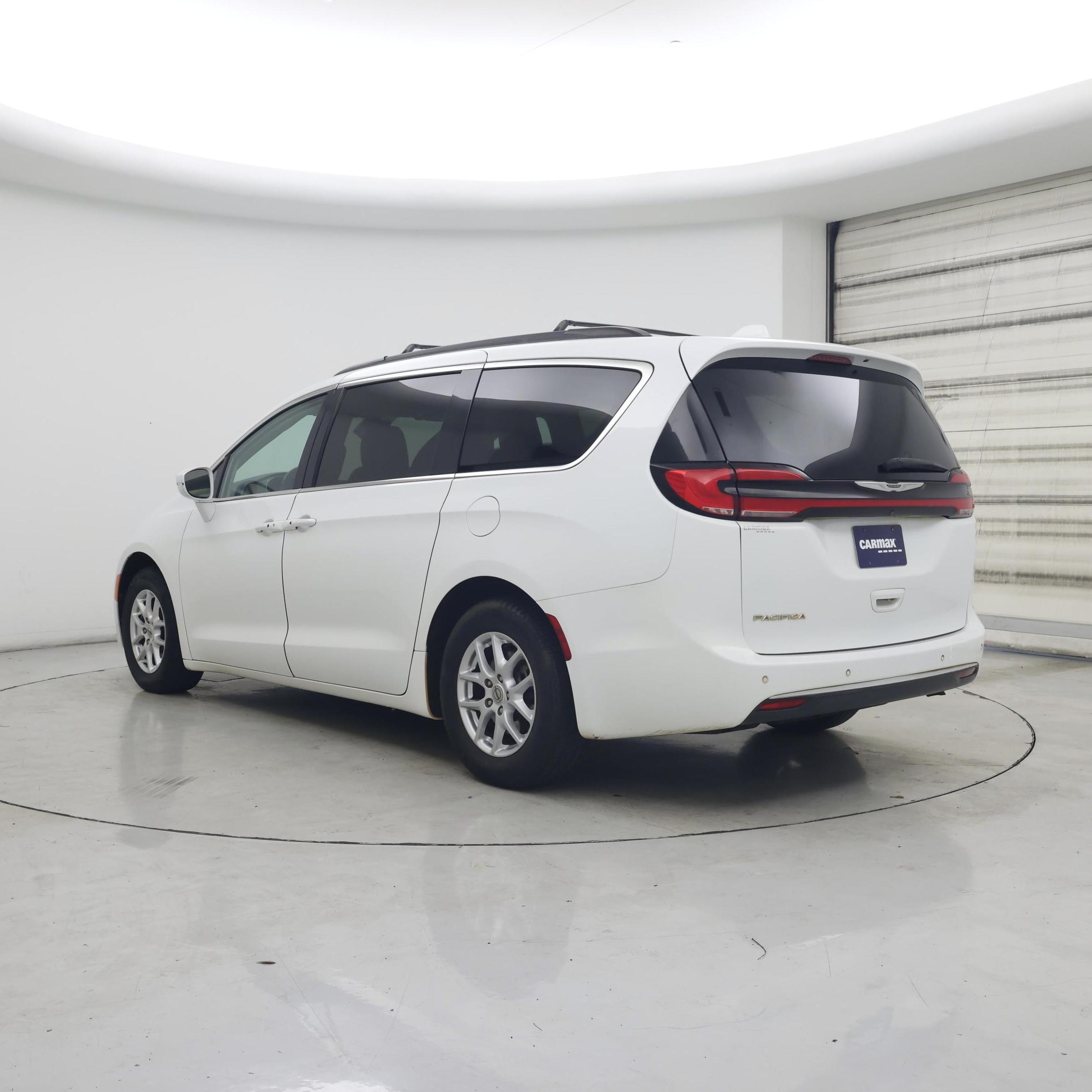 Thumbnail: 2022 Chrysler Pacifica - 2