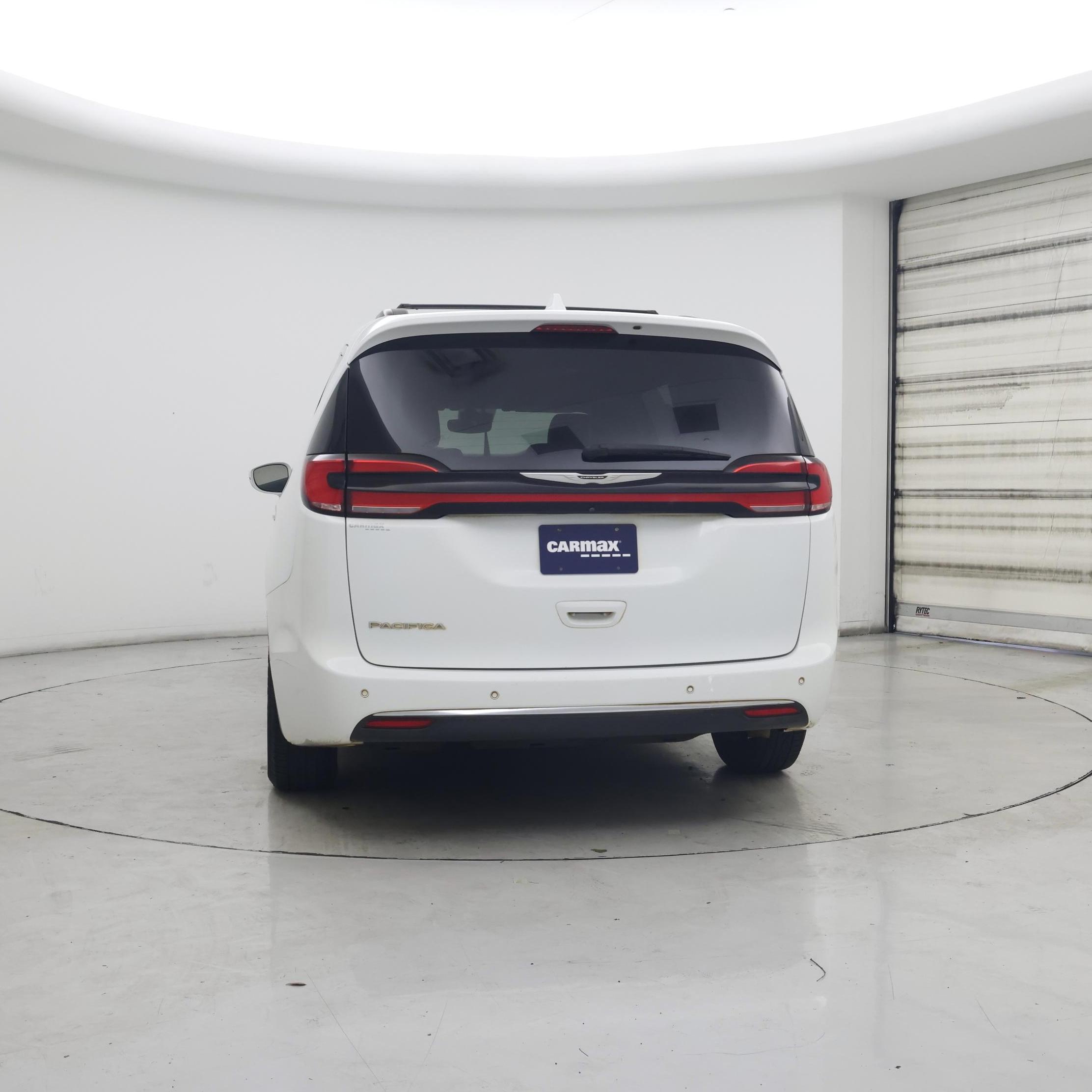 Thumbnail: 2022 Chrysler Pacifica - 6