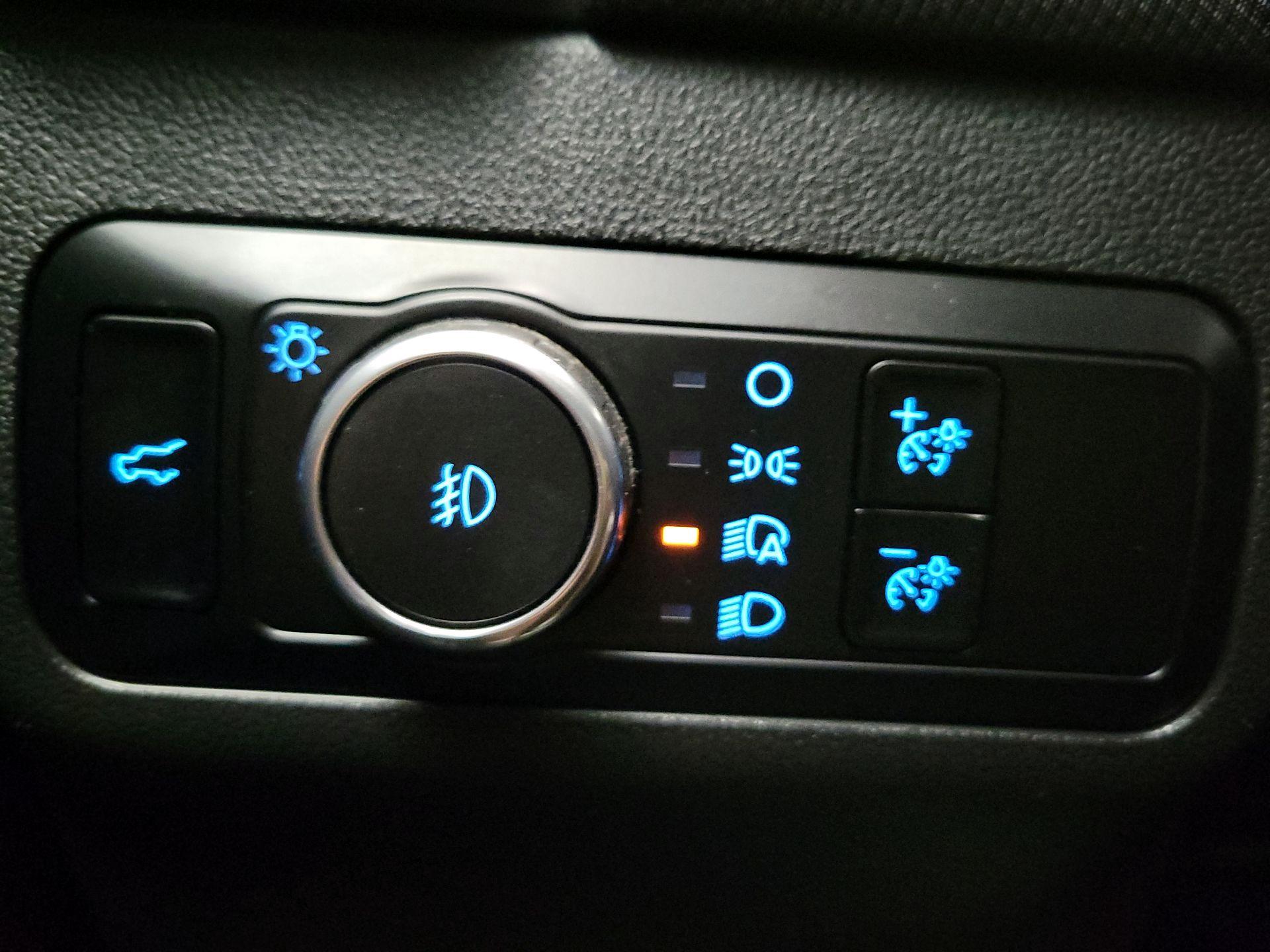 Thumbnail: 2023 Ford Bronco Sport - 13