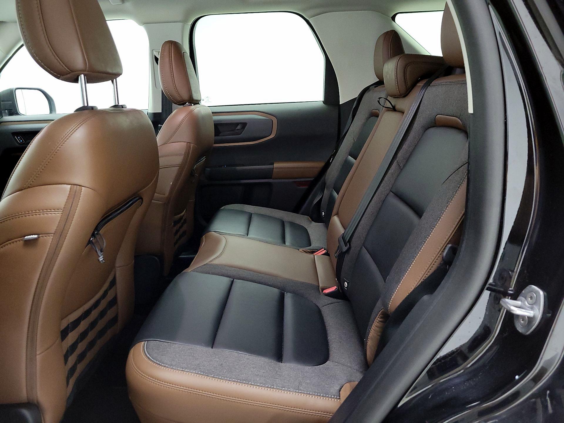 Thumbnail: 2023 Ford Bronco Sport - 18