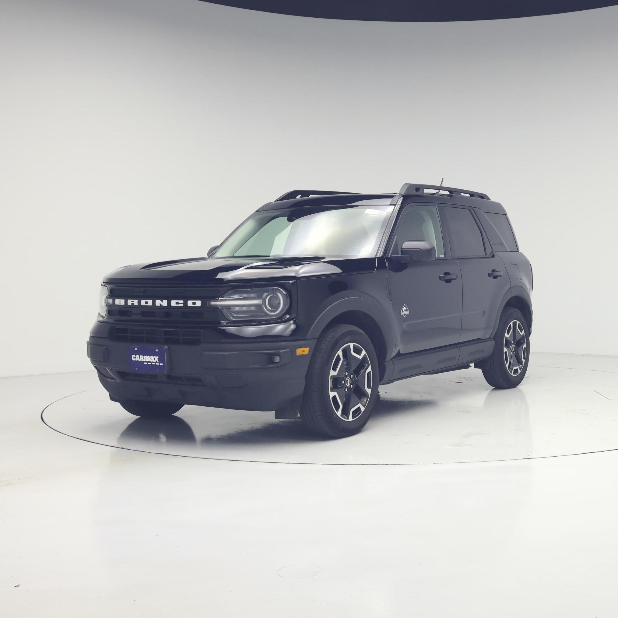 Thumbnail: 2023 Ford Bronco Sport - 4