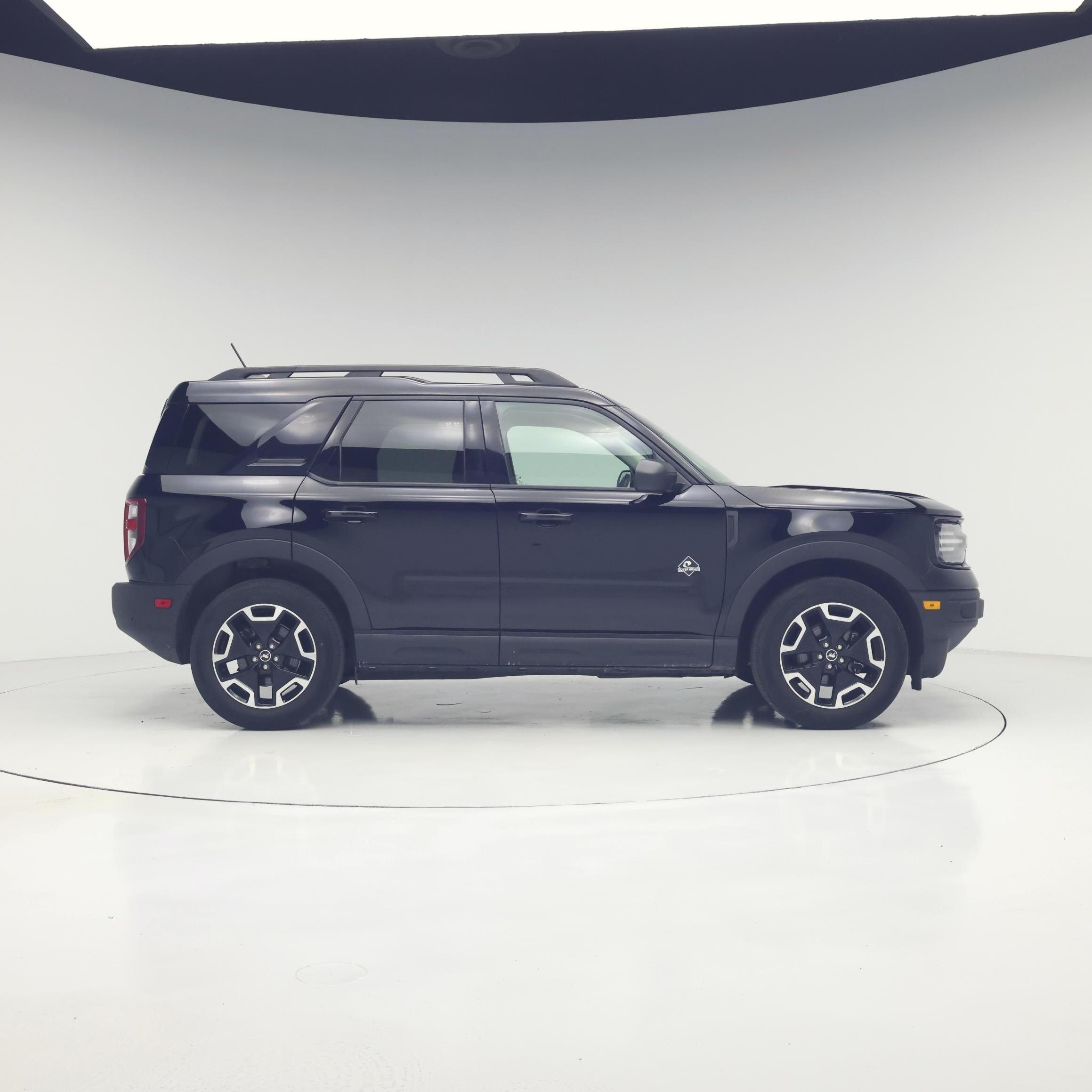 Thumbnail: 2023 Ford Bronco Sport - 7