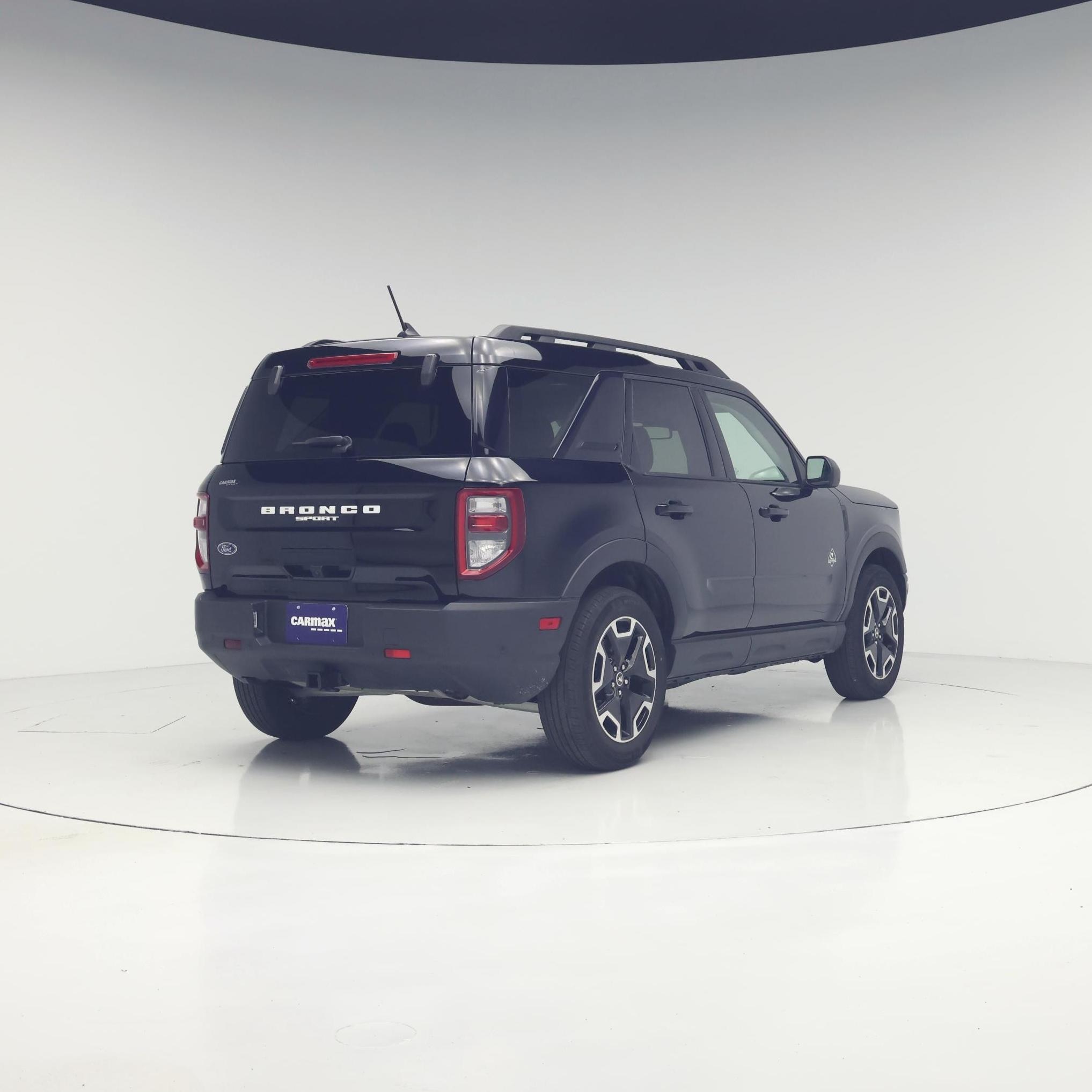 Thumbnail: 2023 Ford Bronco Sport - 8