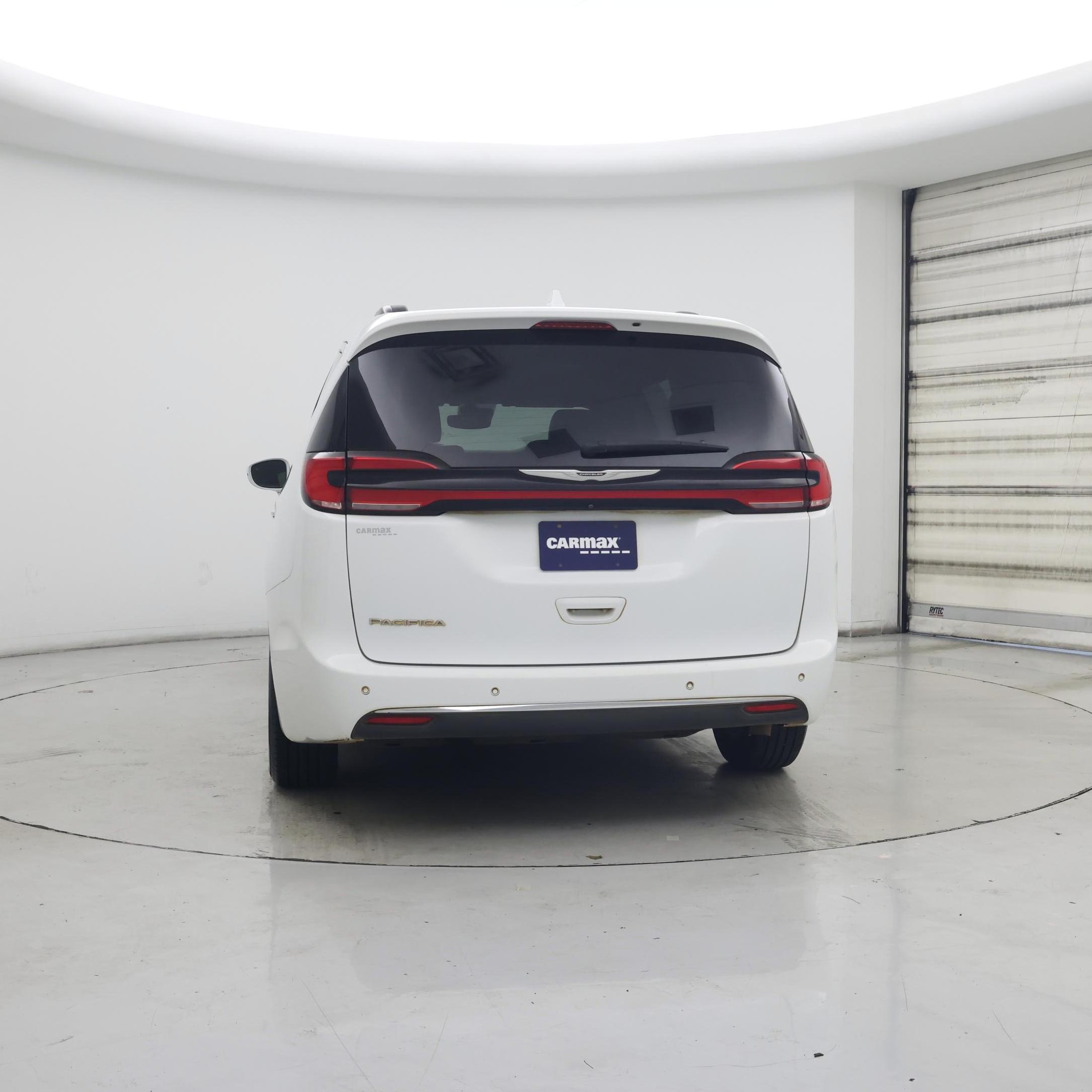 Thumbnail: 2022 Chrysler Pacifica - 6