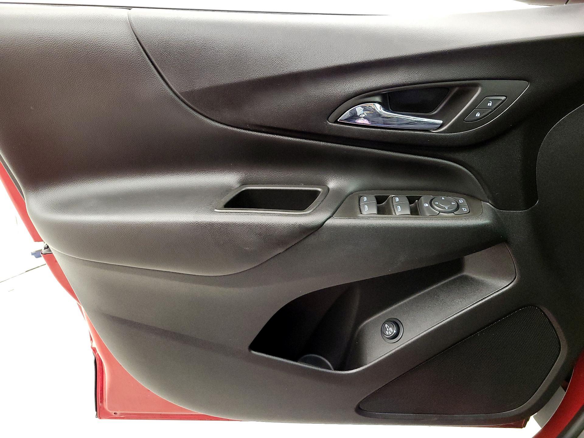 Thumbnail: 2022 Chevrolet Equinox - 12