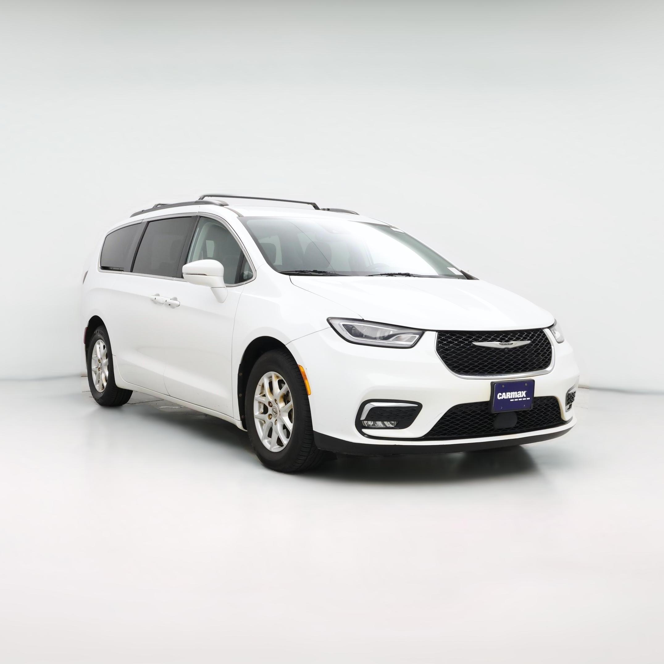 Thumbnail: 2022 Chrysler Pacifica - 1