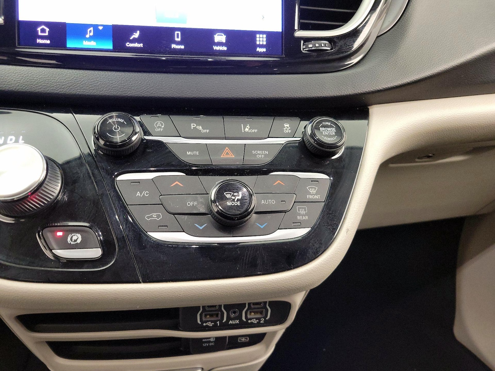 2022 Chrysler Pacifica Touring L - Photo 17