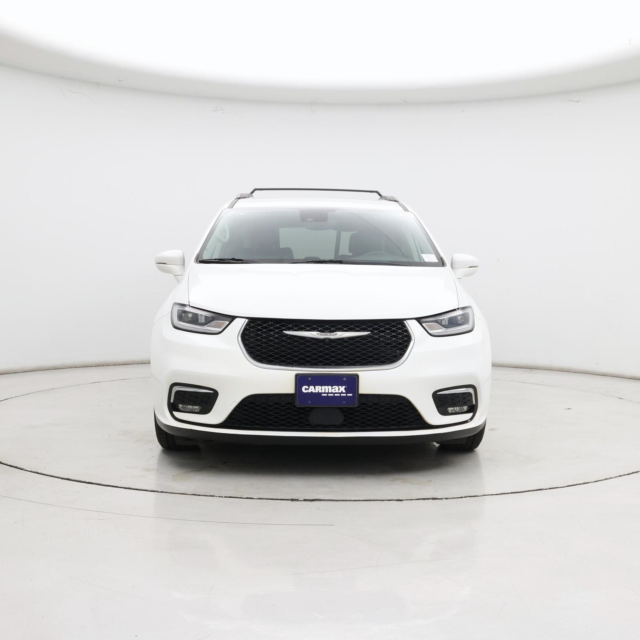 Thumbnail: 2022 Chrysler Pacifica - 5
