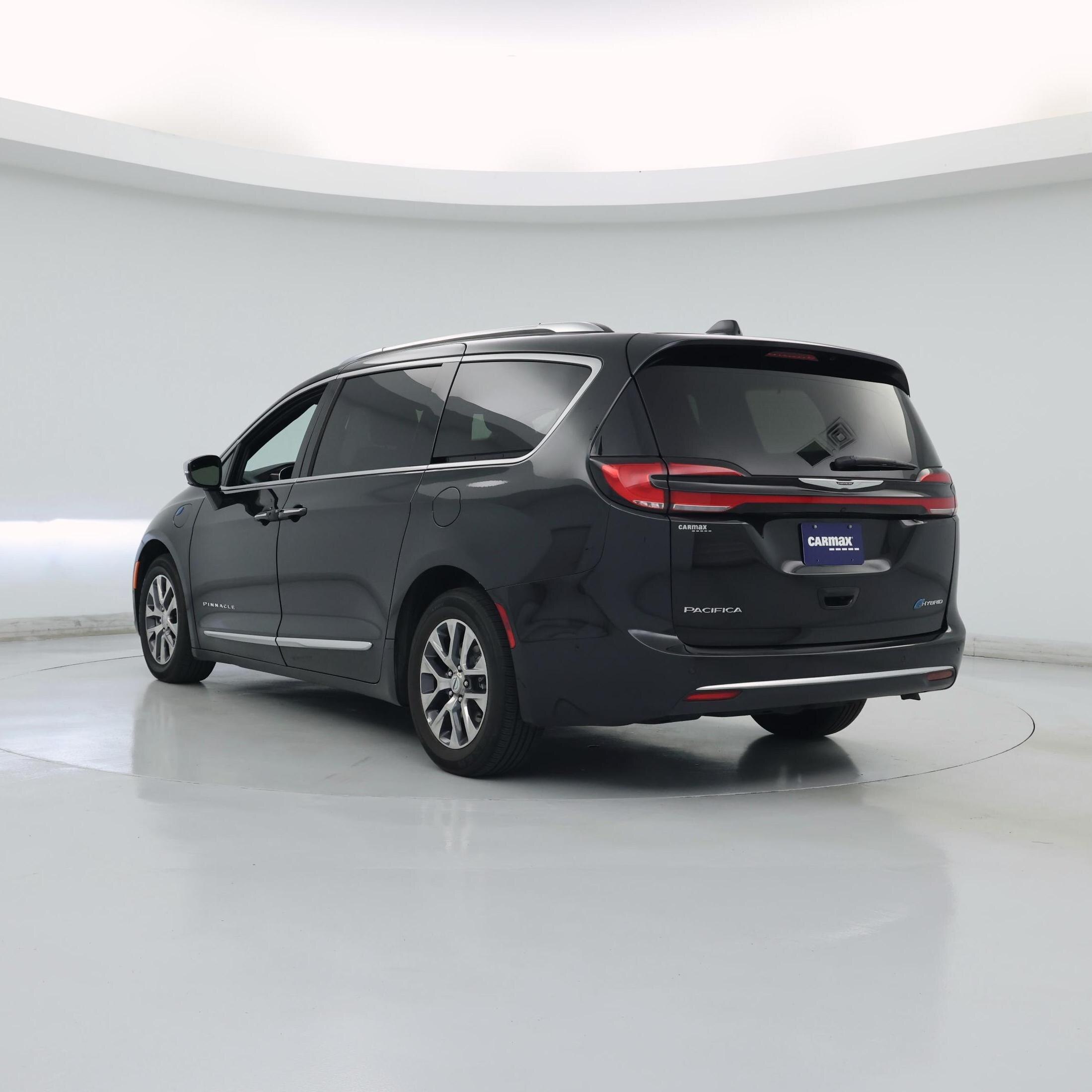 Thumbnail: 2022 Chrysler Pacifica - 2