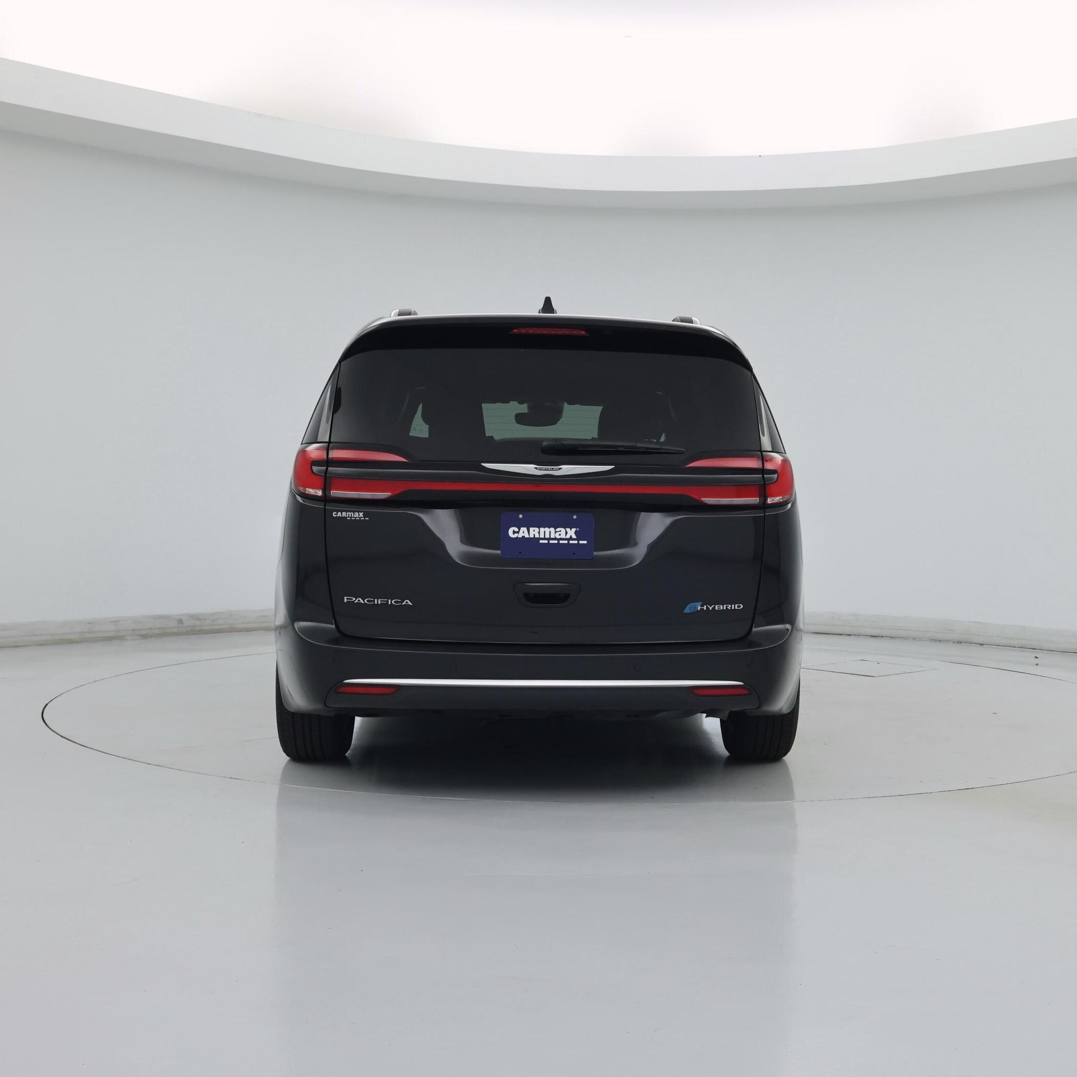 Thumbnail: 2022 Chrysler Pacifica - 6